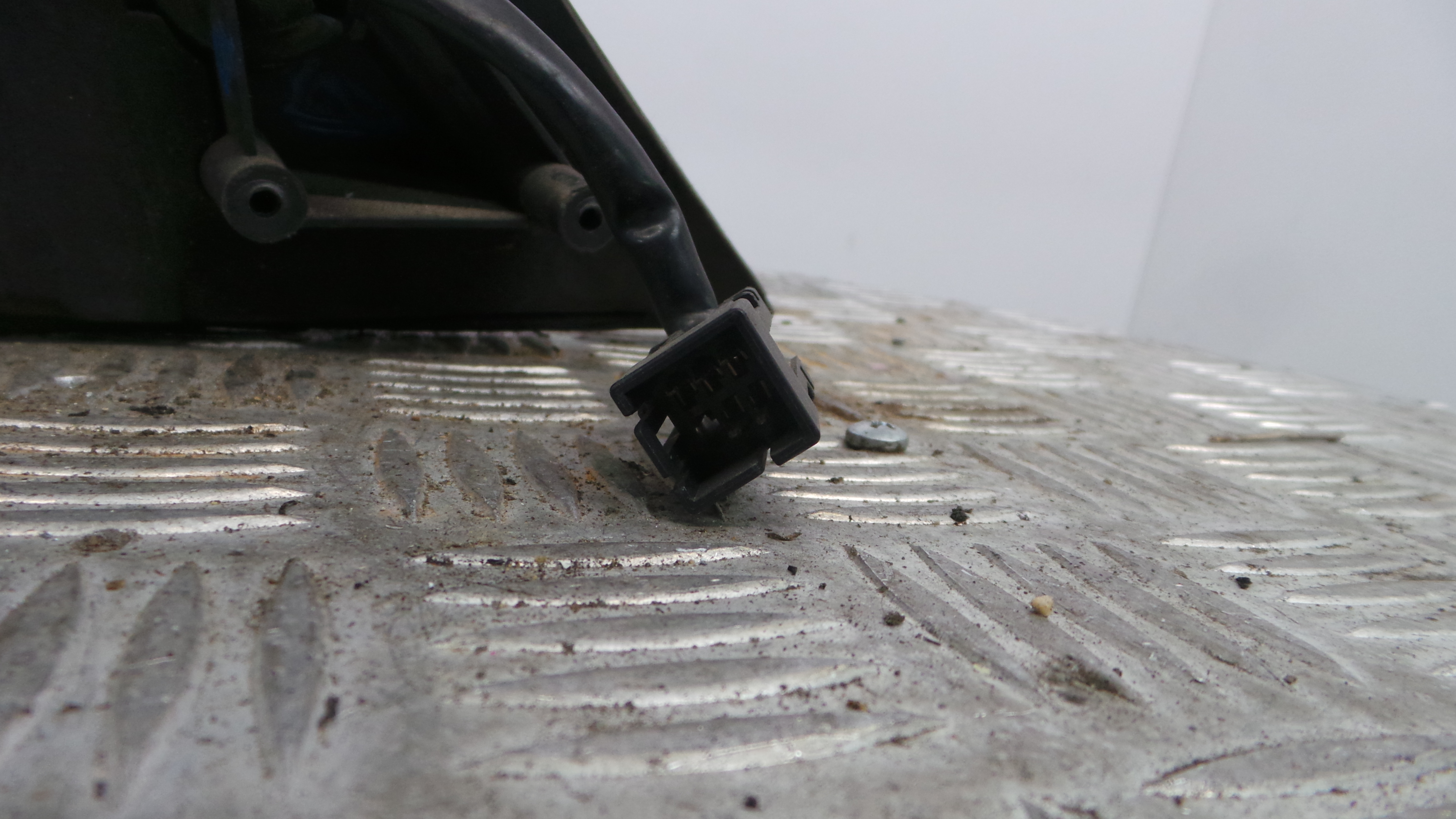 Espelho Retrovisor Esq 90449699 - OPEL ASTRA F Hatchback (T92)-33410516