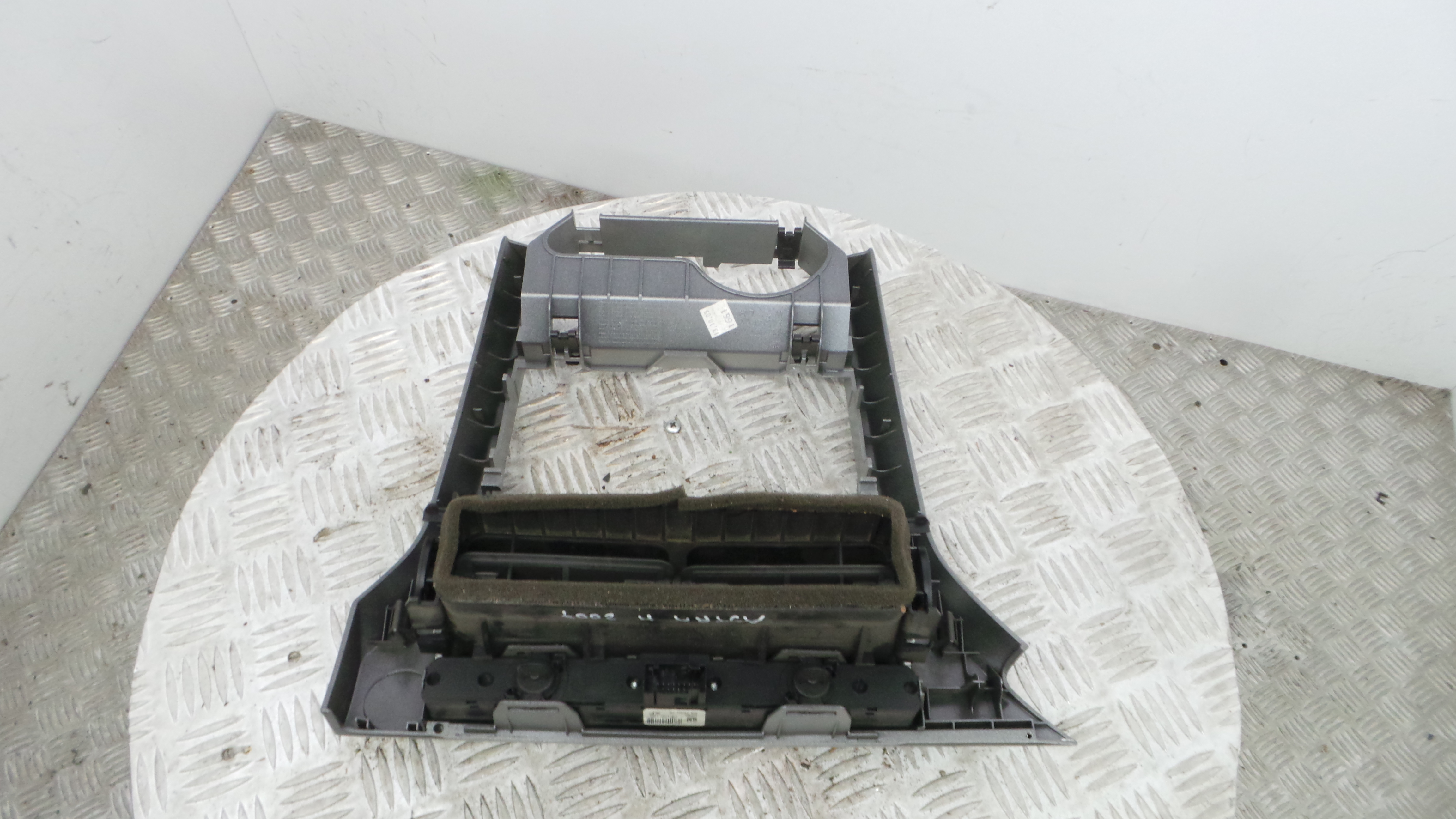 Consola central Tablier  331985437 - OPEL ASTRA H (A04)-33451632