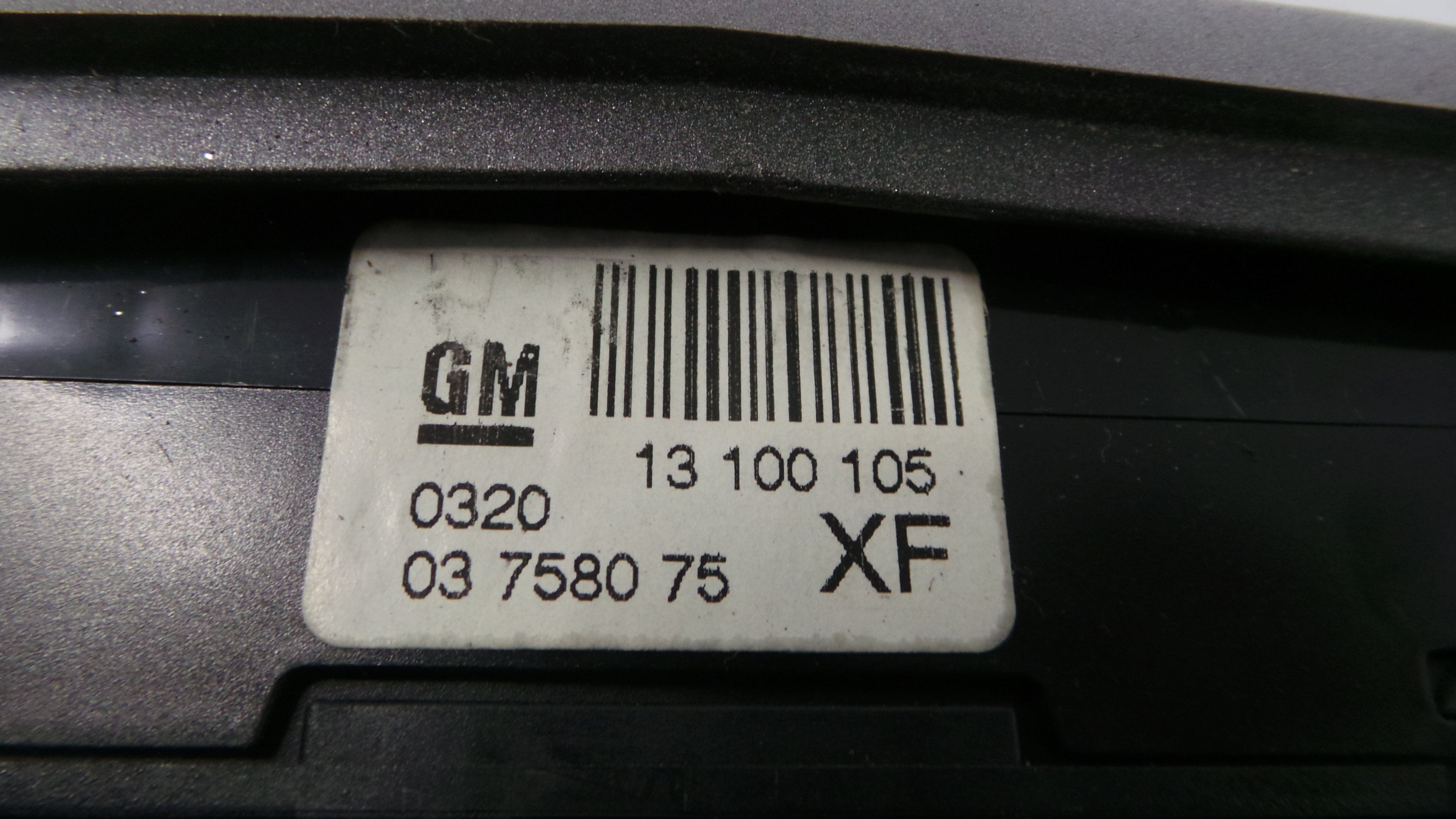 Consola central Tablier  331985437 - OPEL ASTRA H (A04)-33454859