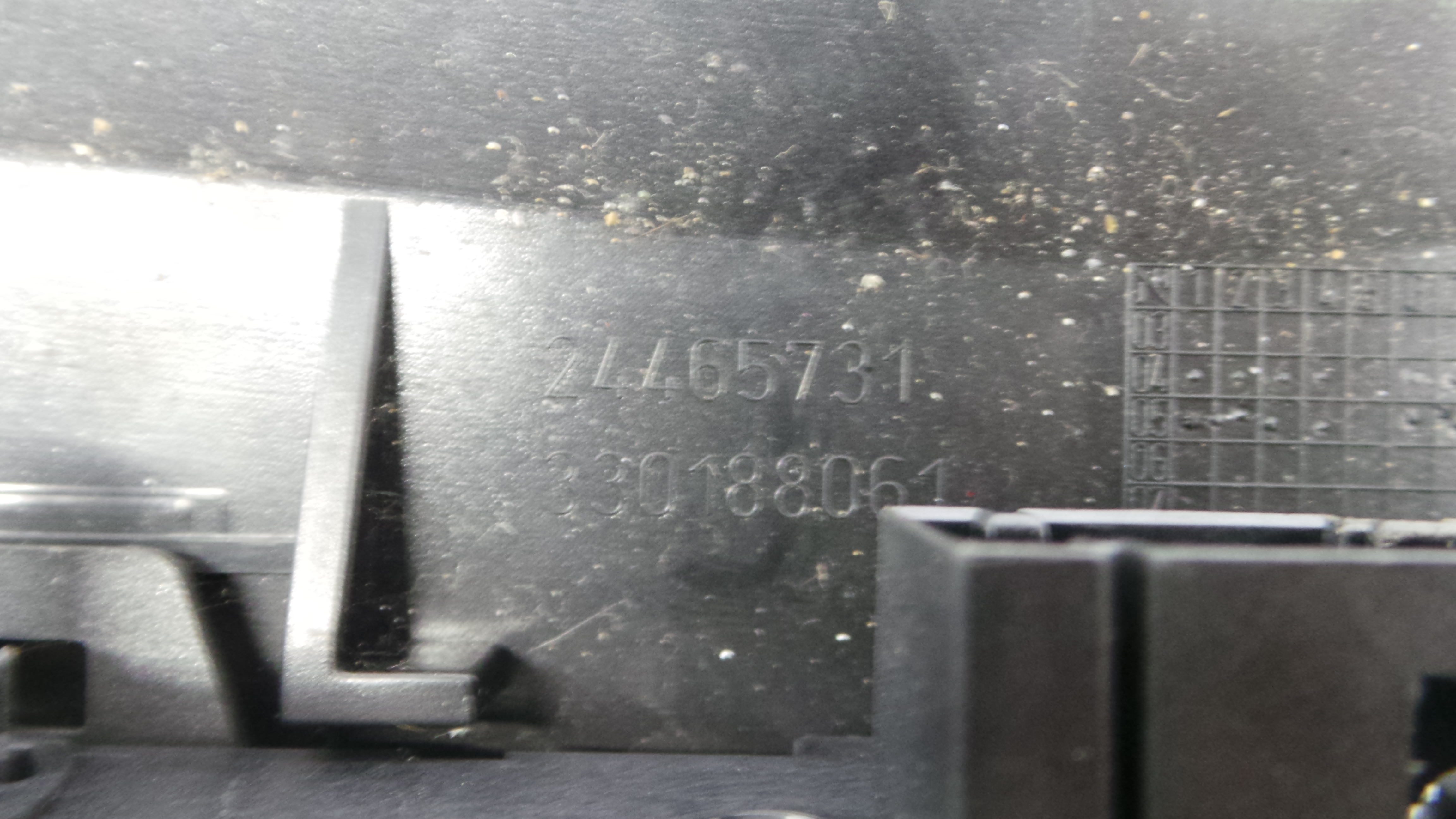 Consola central Tablier  331985437 - OPEL ASTRA H (A04)-33454859