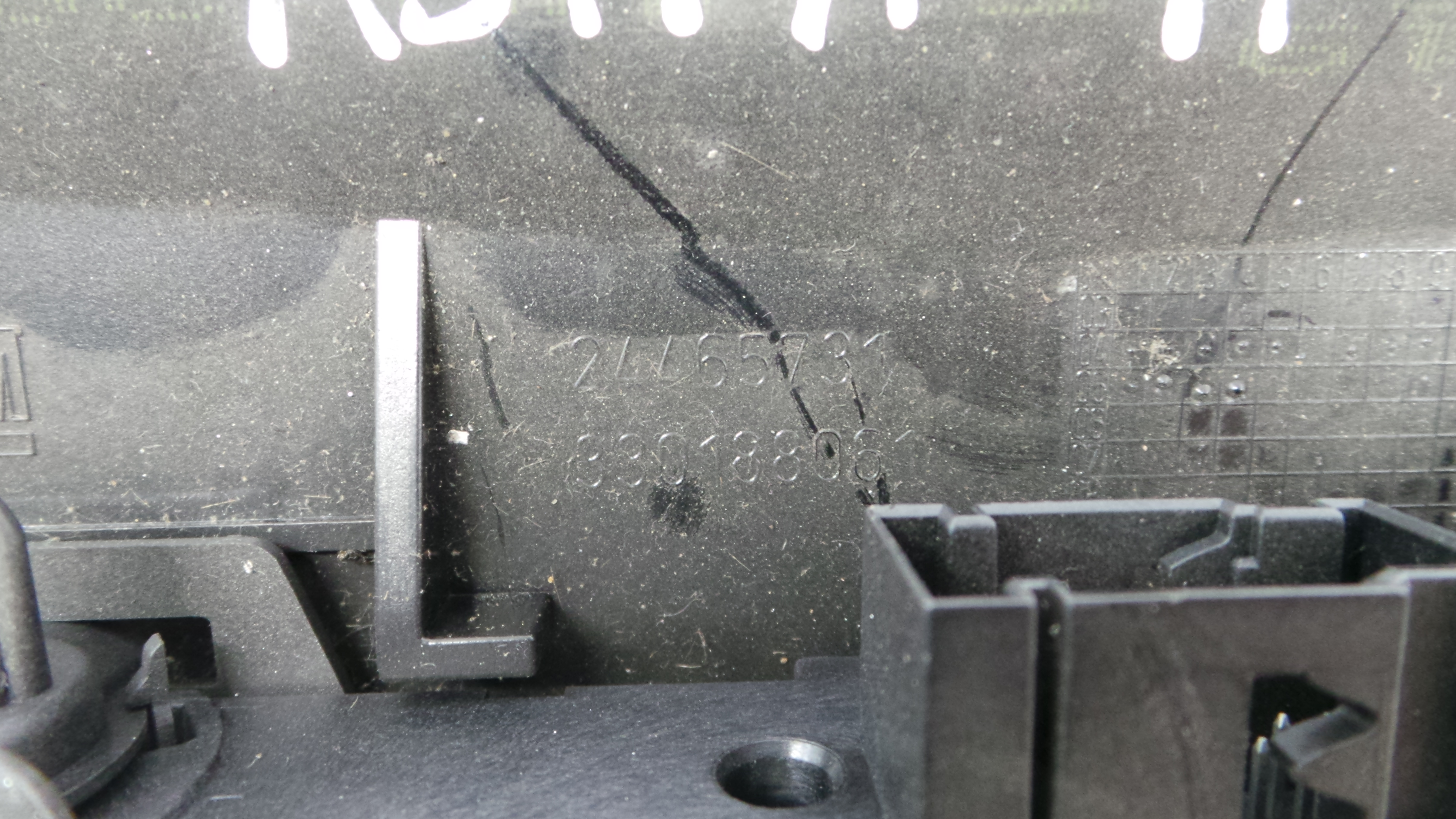 Consola central Tablier  331985437 - OPEL ASTRA H (A04)-33458004