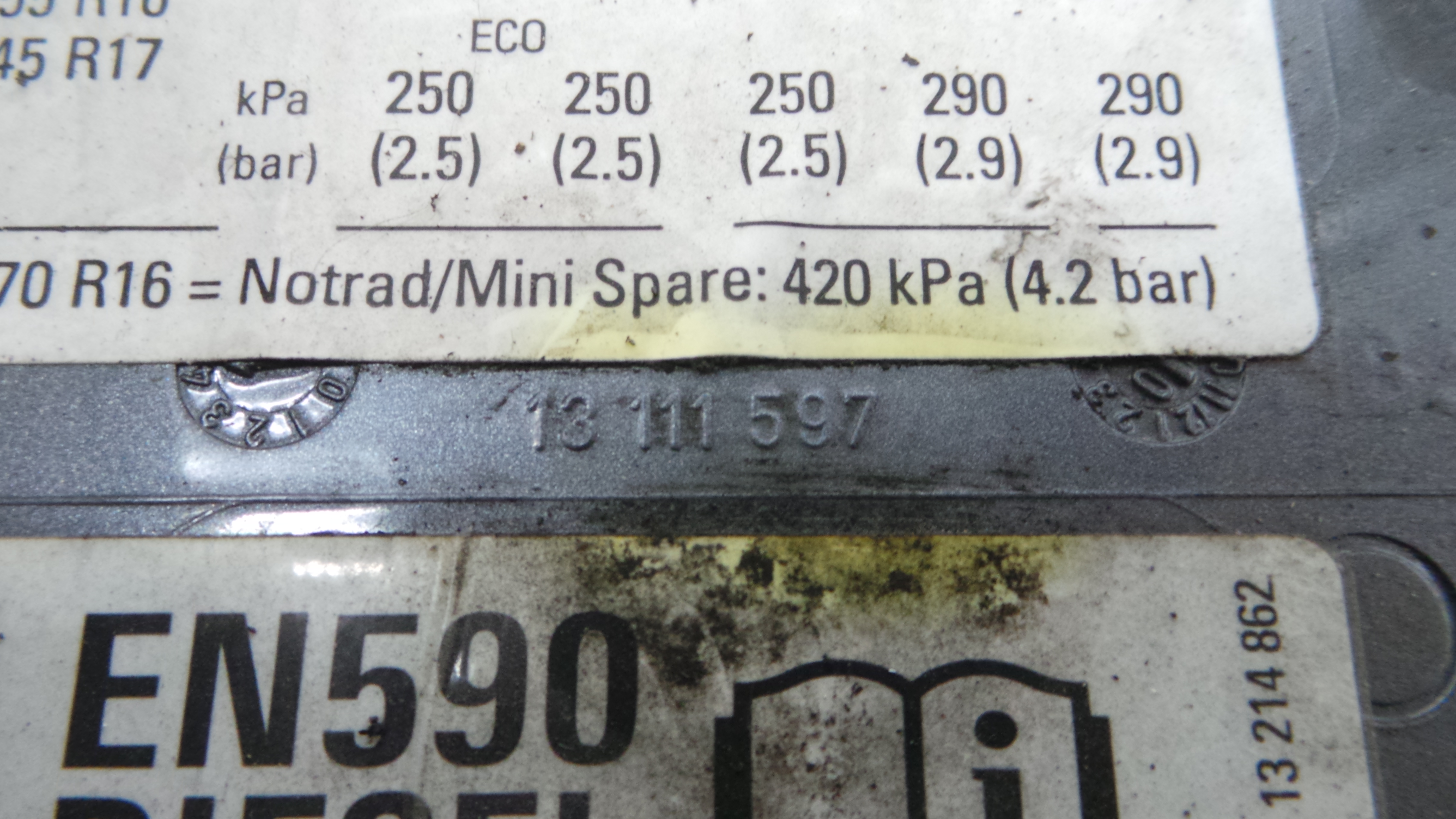 Tampão de Combustivel  13111597 - OPEL ASTRA H (A04)-33627896