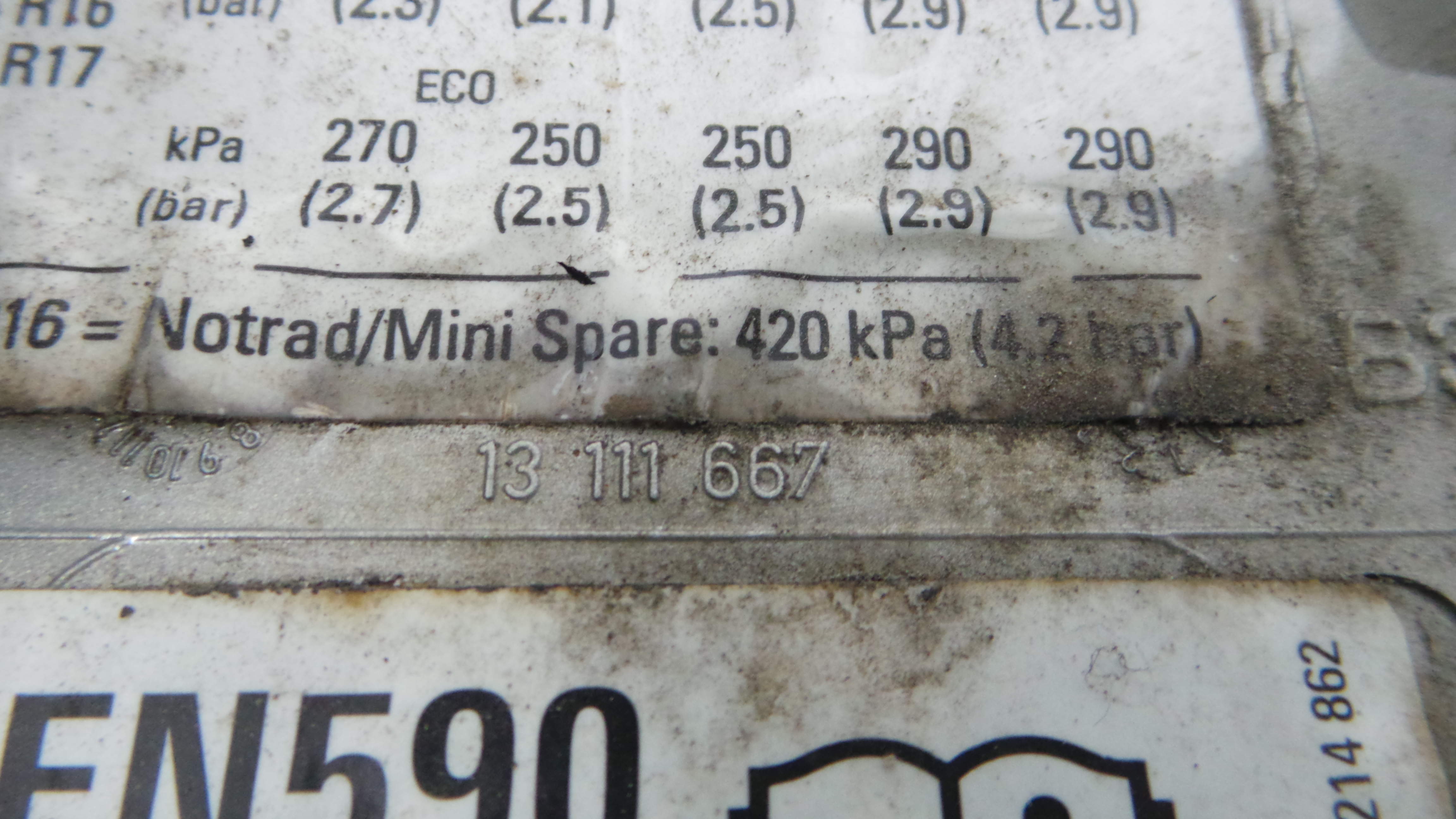 Tampão de Combustivel 13111667 - OPEL ASTRA H (A04)-33627905