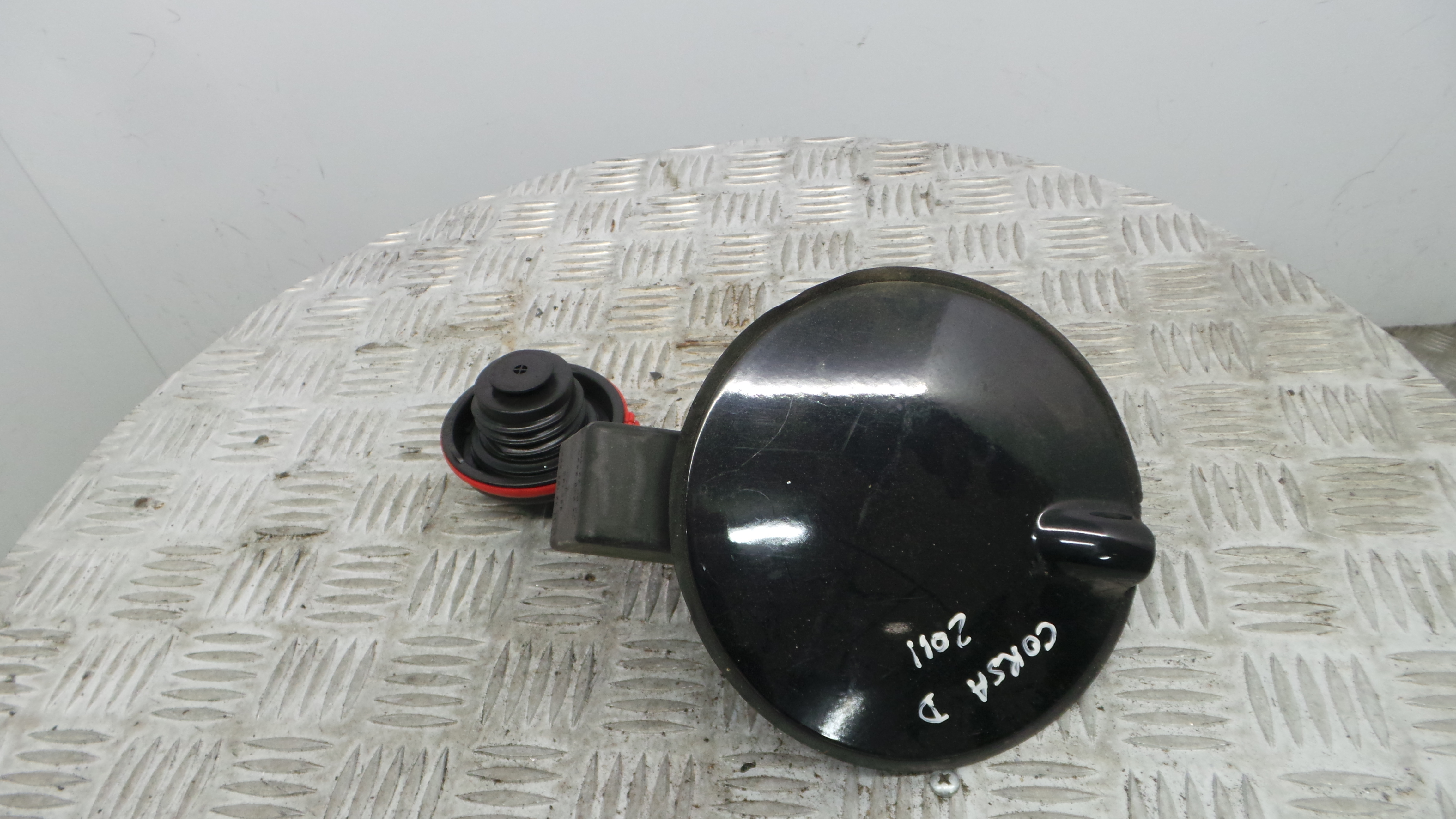 Tampão de Combustivel  13183307 - OPEL CORSA D (S07)-33627942