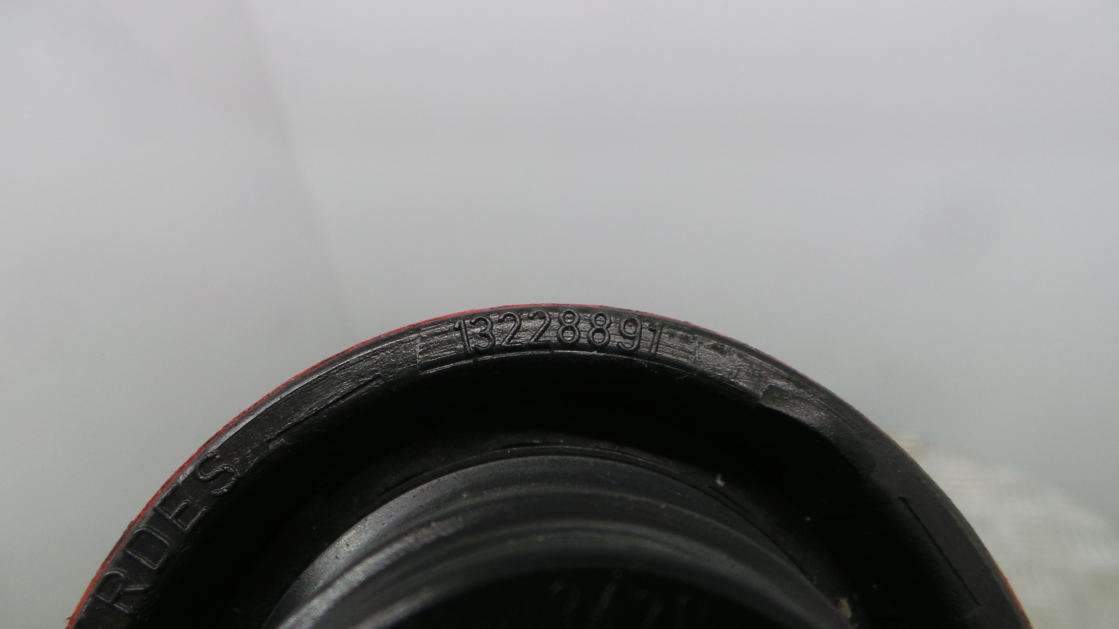 Tampão de Combustivel  13183307 - OPEL CORSA D (S07)-33627942