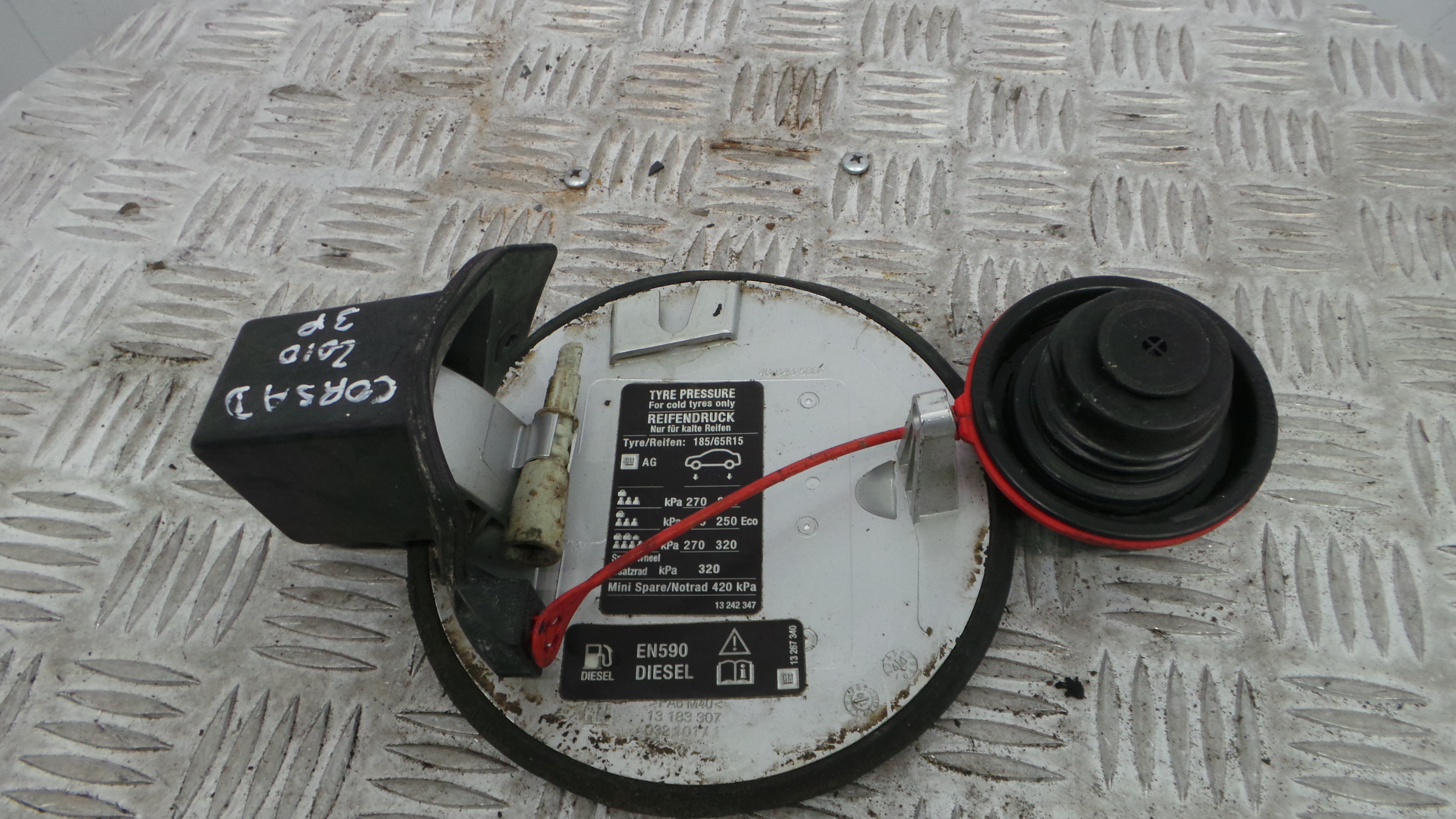 Tampão de Combustivel 13183307 - OPEL CORSA D (S07)-33627946