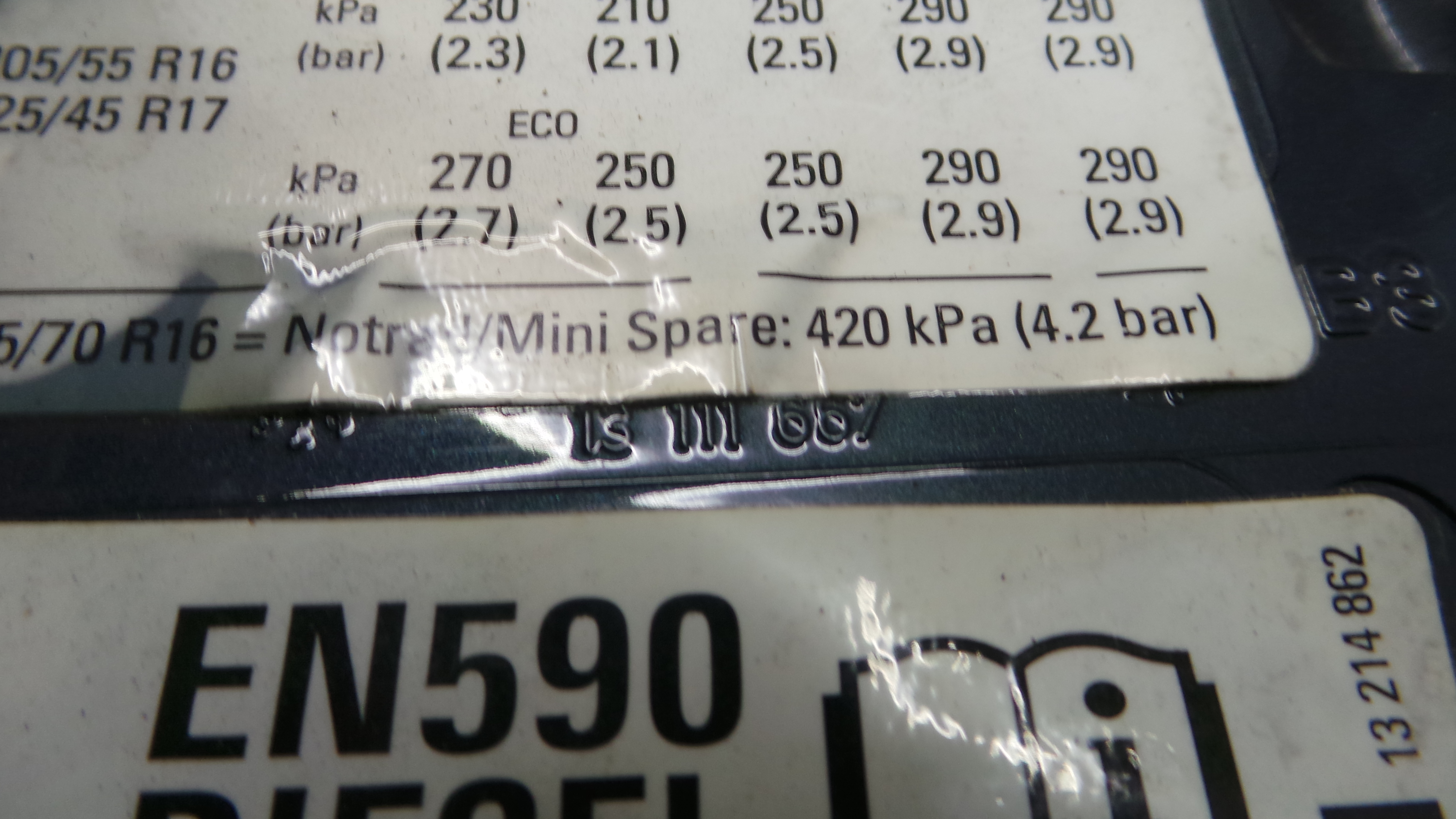 Tampão de Combustivel 13111667 - OPEL ASTRA H (A04)-33627957