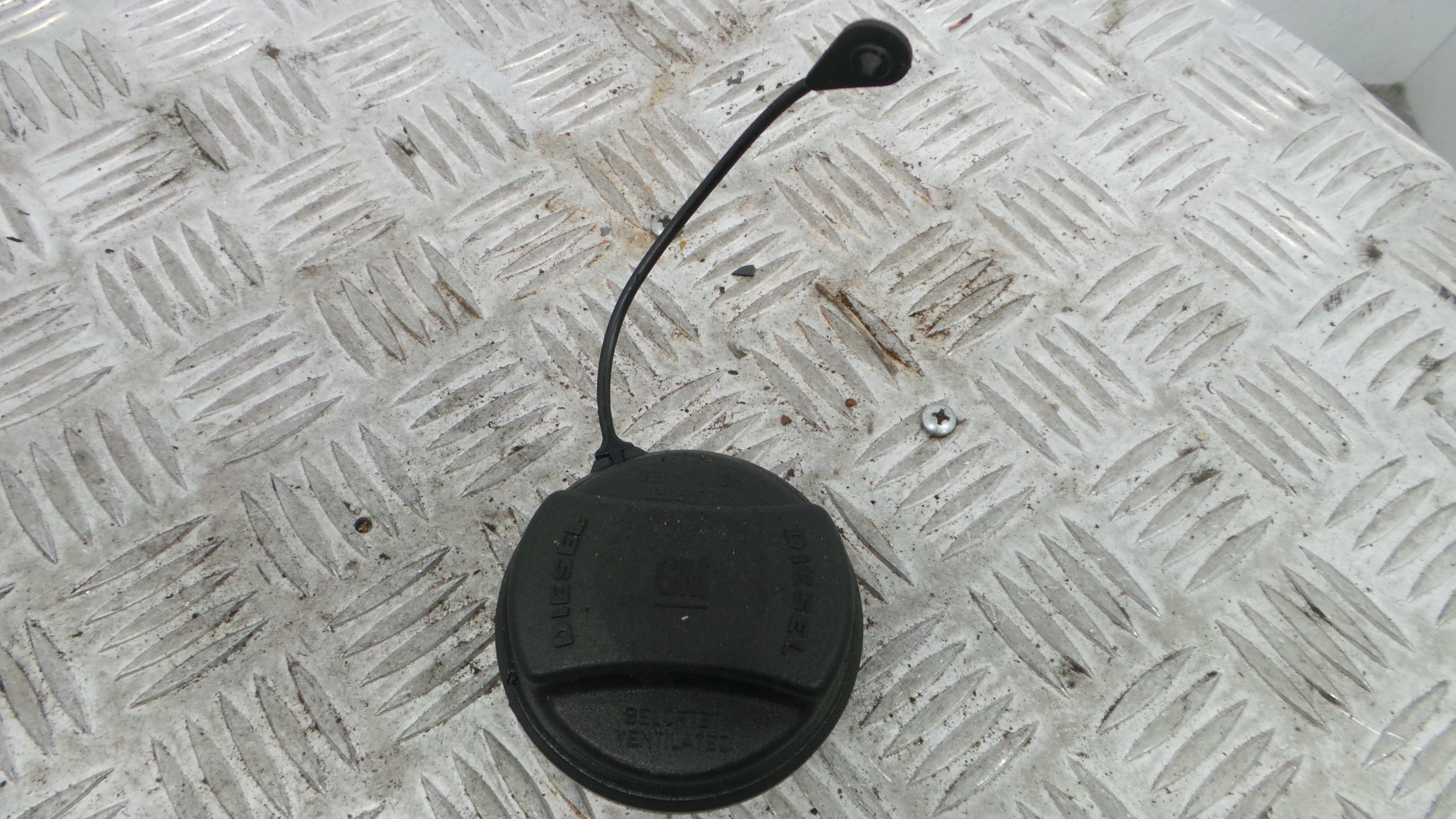 Tampão de Combustivel  13140958 - OPEL ASTRA H (A04)-33627992