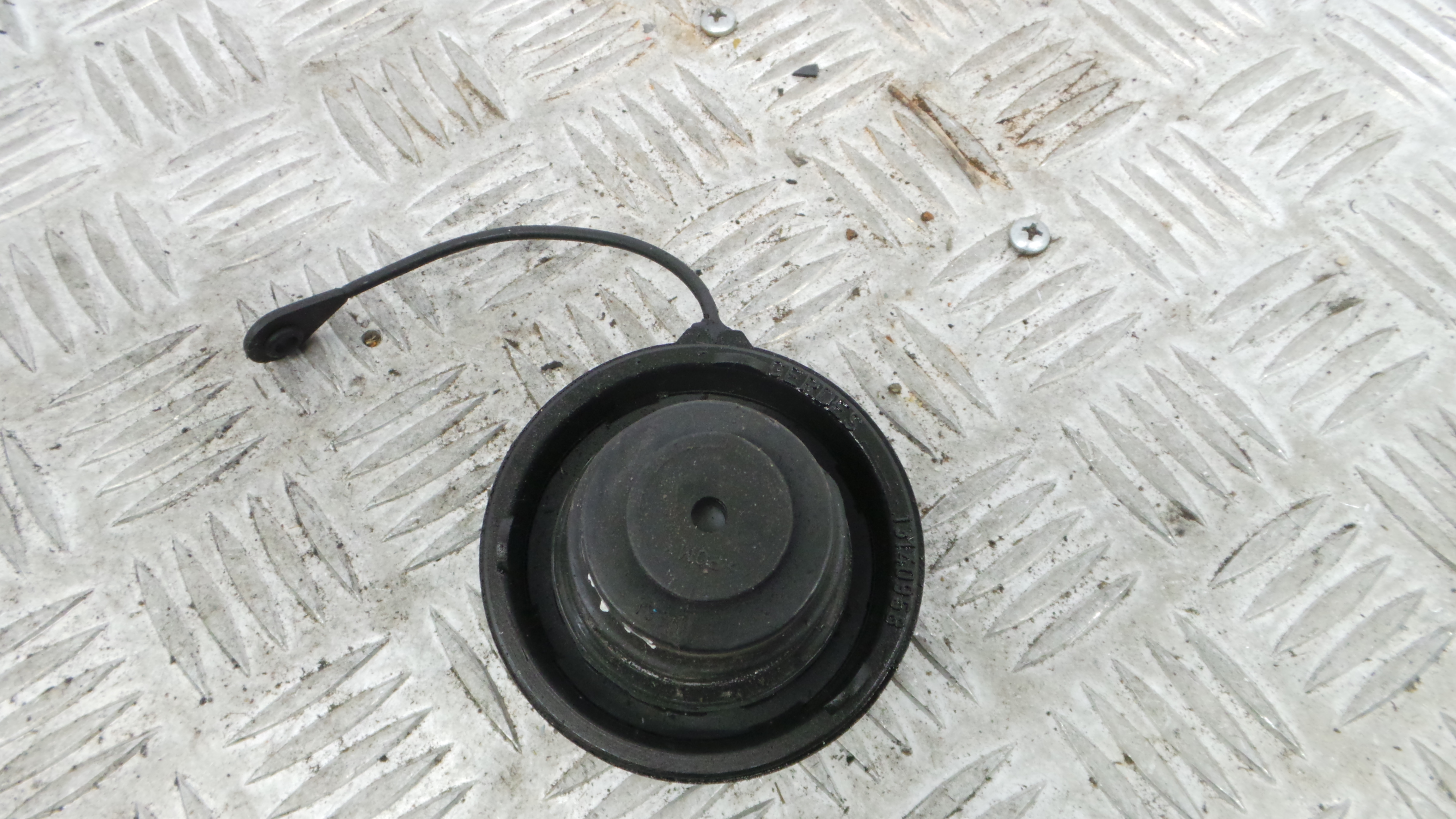 Tampão de Combustivel  13140958 - OPEL ASTRA H (A04)-33627992