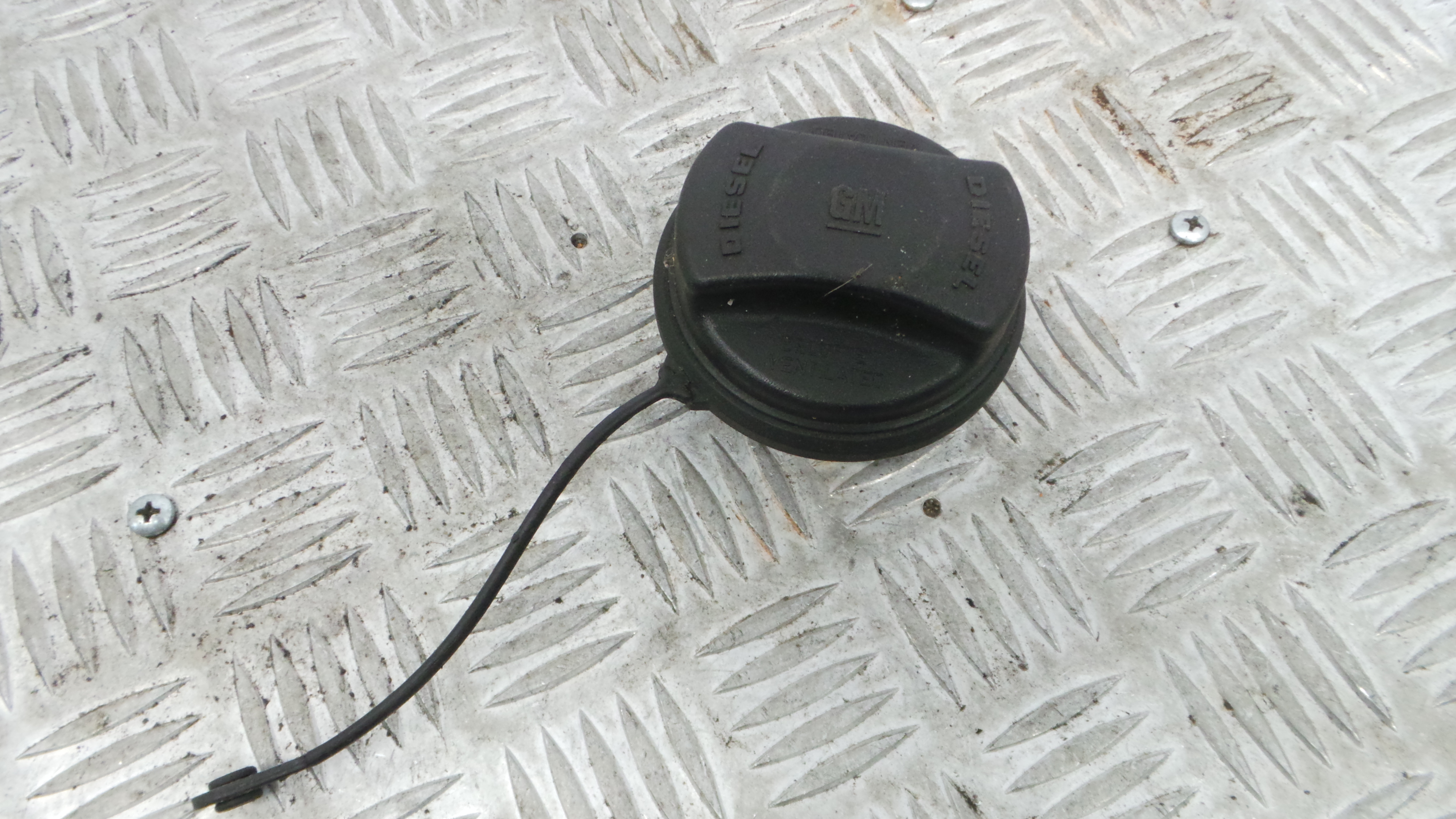 Tampão de Combustivel  13140958 - OPEL ASTRA H (A04)-33628004