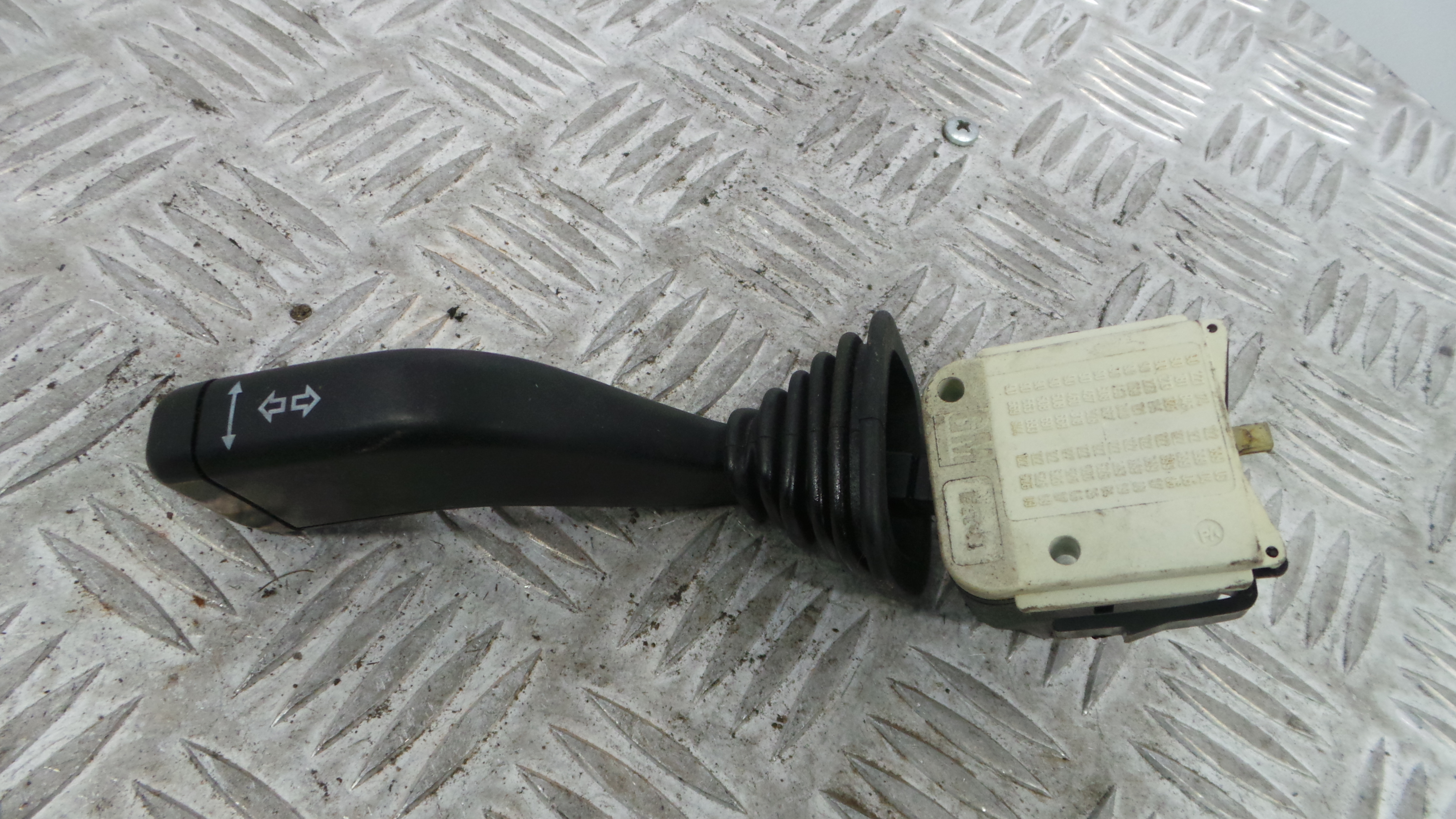 Manete / Comando dos Piscas 90221174 - OPEL CORSA B (S93)-33628147