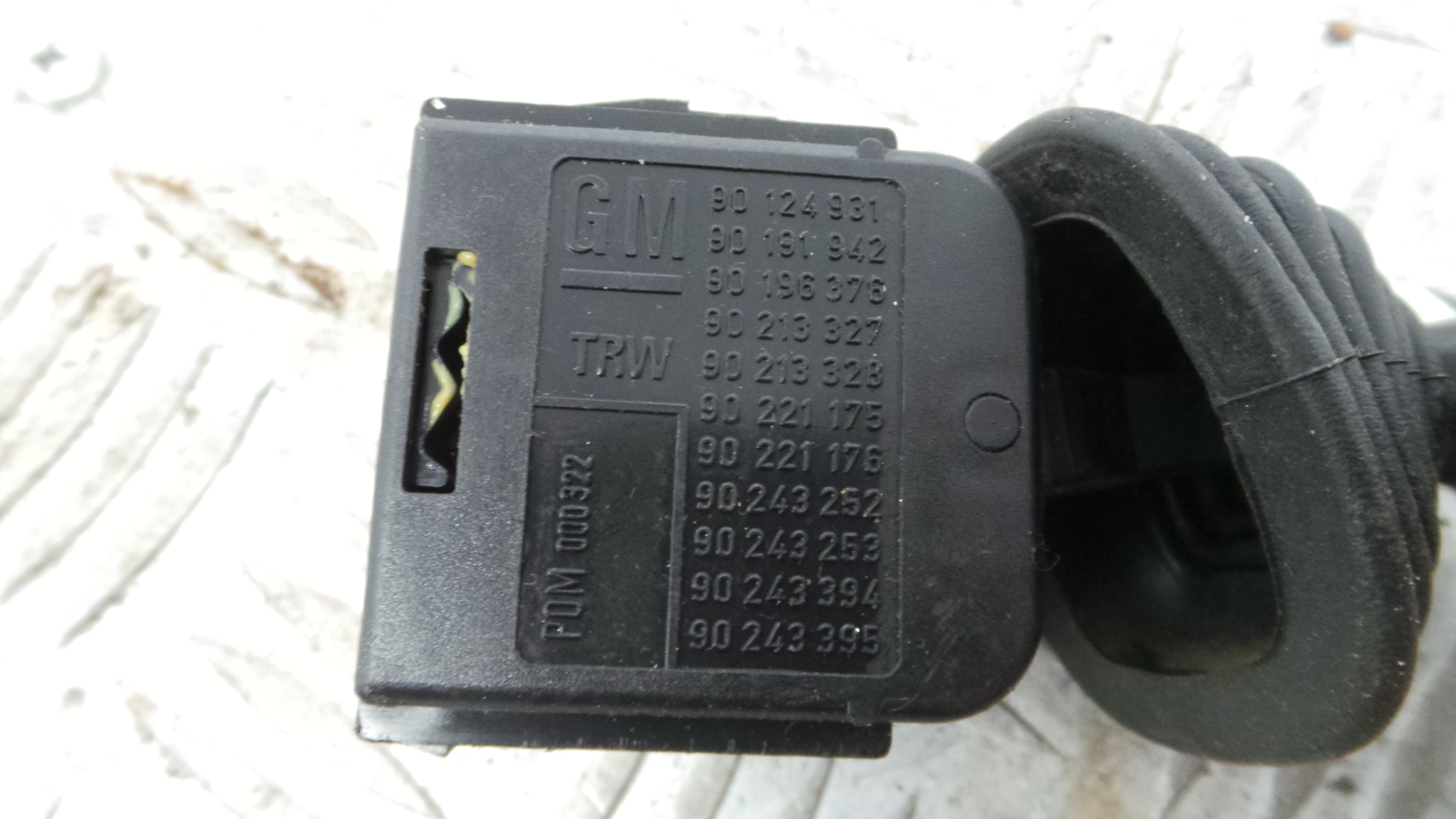 Comando de Limpa Para Brisas 90124931 - OPEL CORSA B (S93)-33628159