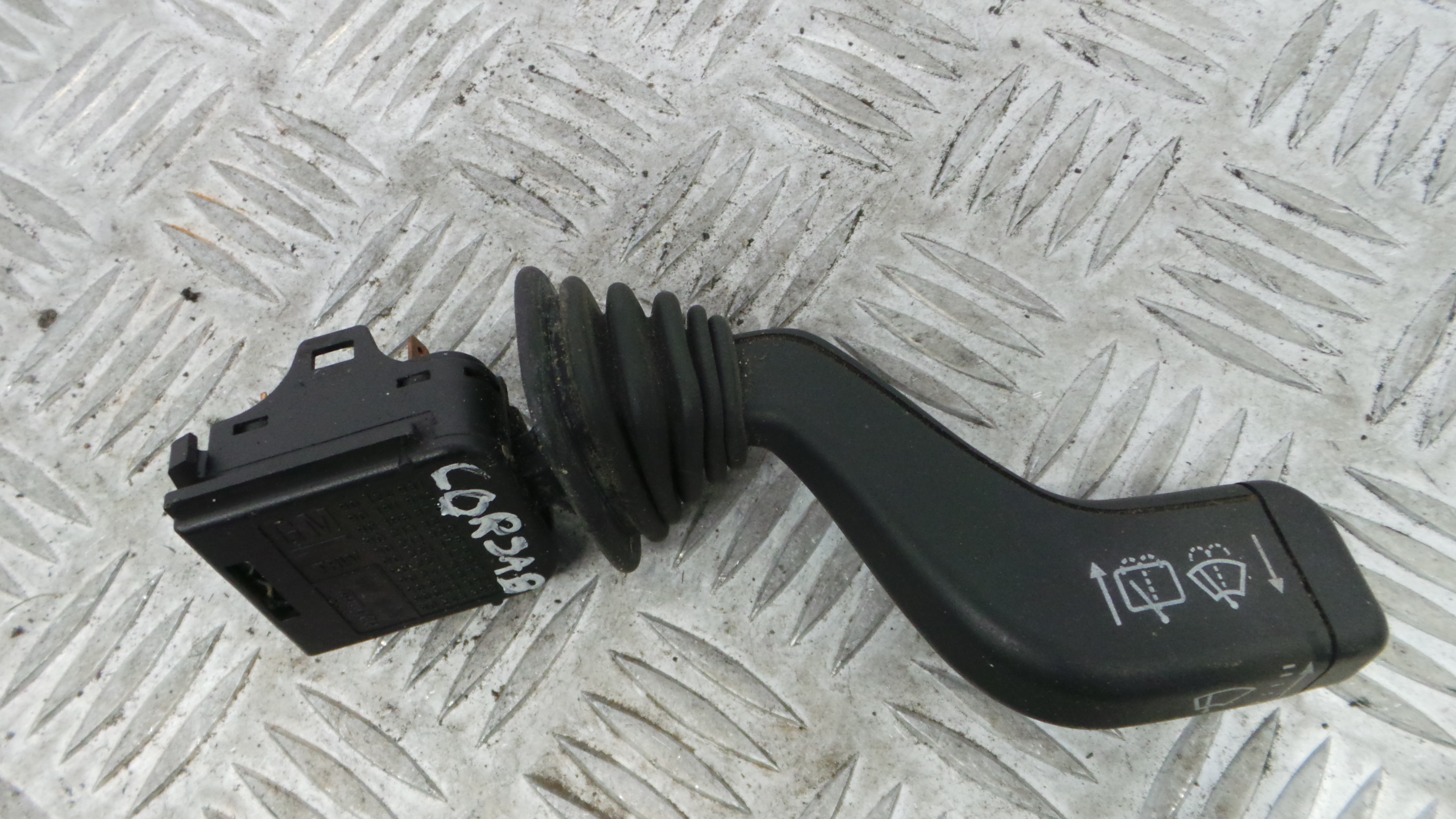 Comando de Limpa Para Brisas 90124931 - OPEL CORSA B (S93)-33628163