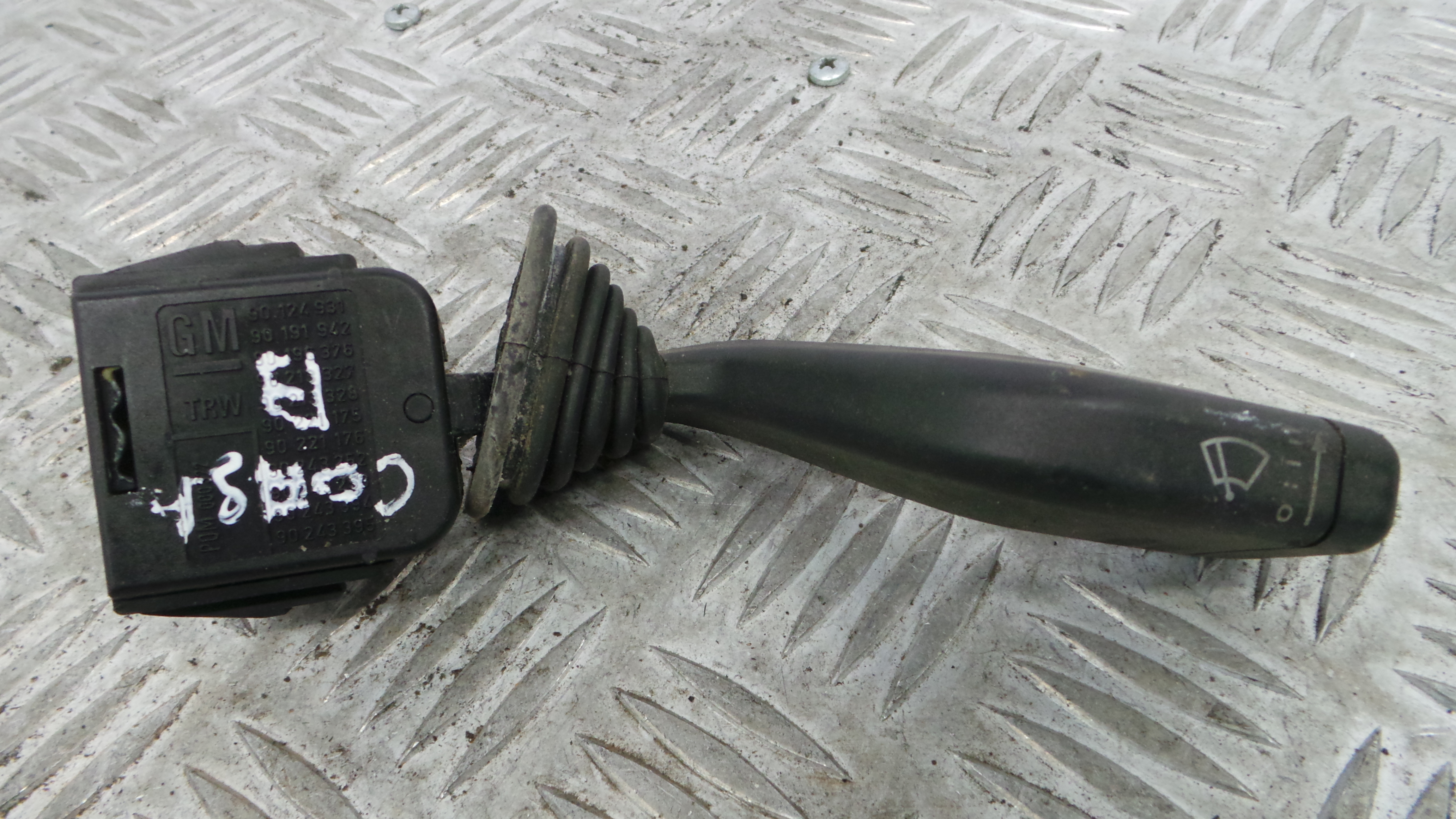Comando de Limpa Para Brisas 90124931 - OPEL CORSA B (S93)-33628166