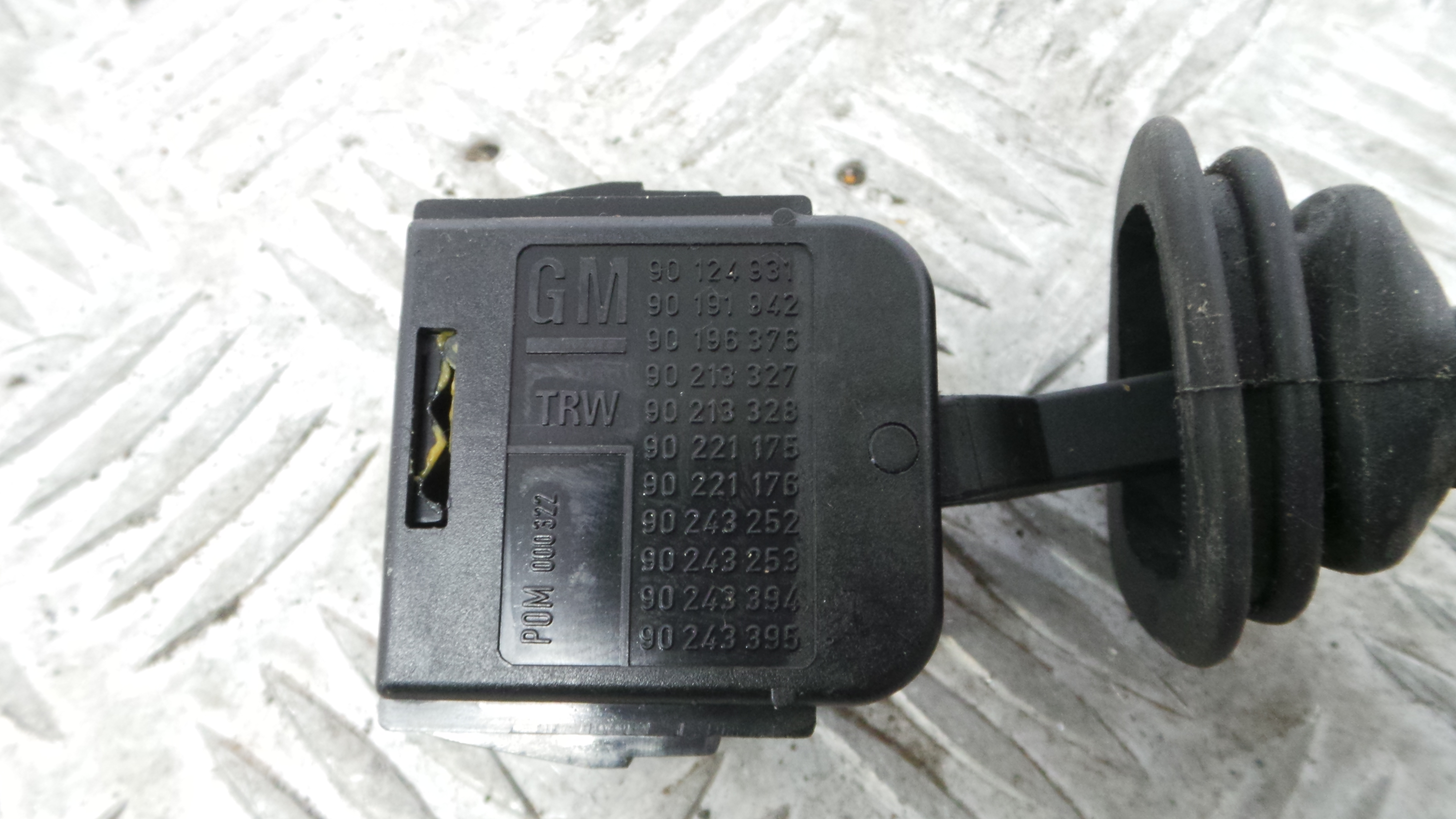 Comando de Limpa Para Brisas 90124931 - OPEL CORSA B (S93)-33628176