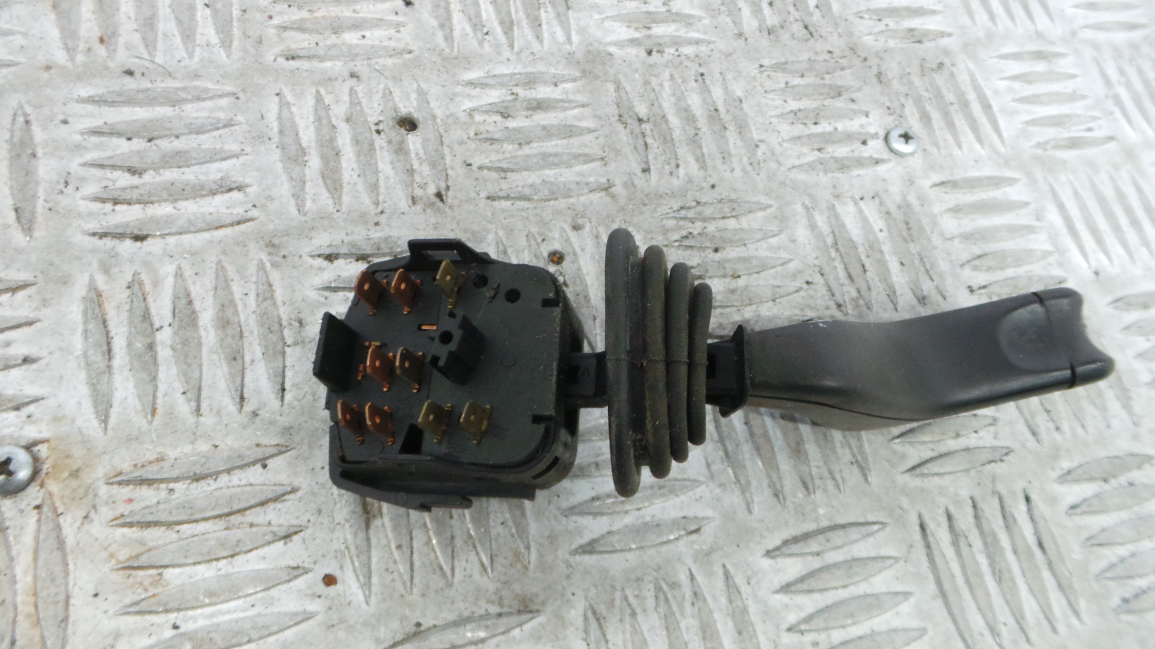 Comando de Limpa Para Brisas 090243395 - OPEL CORSA B (S93)-33628213