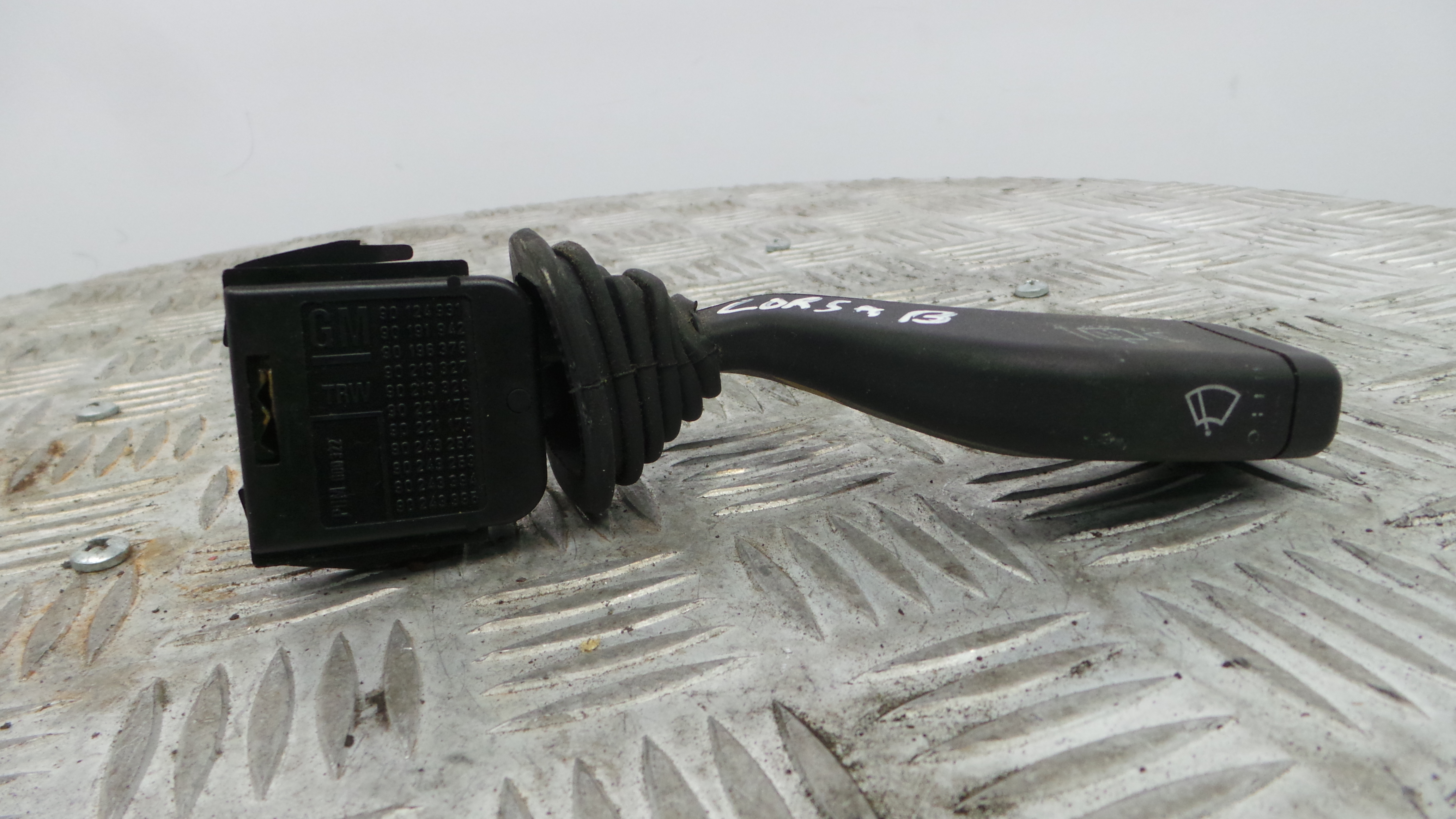 Comando de Limpa Para Brisas 90124931 - OPEL CORSA B (S93)-33628285