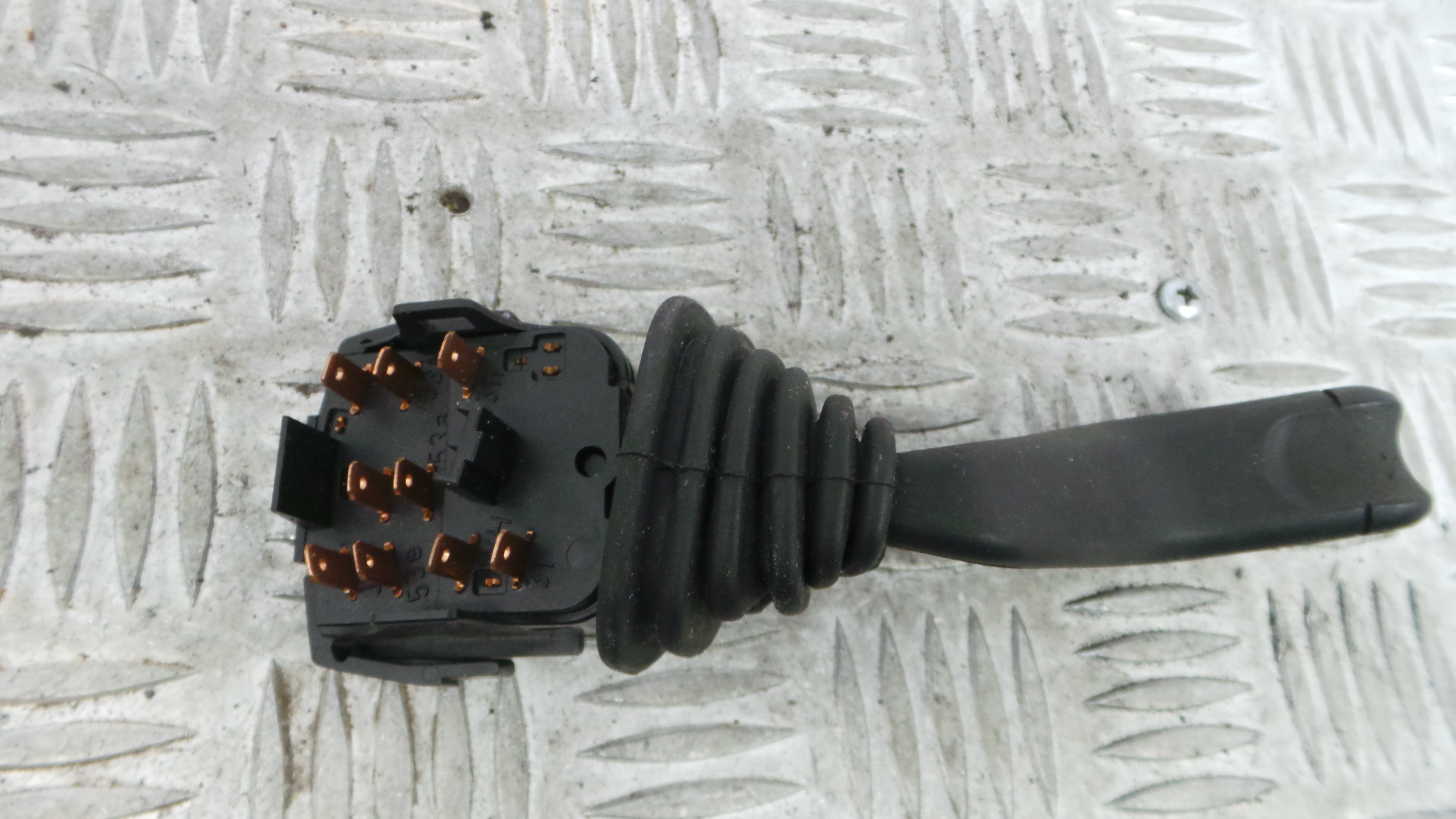 Comando de Limpa Para Brisas 90124931 - OPEL CORSA B (S93)-33628285