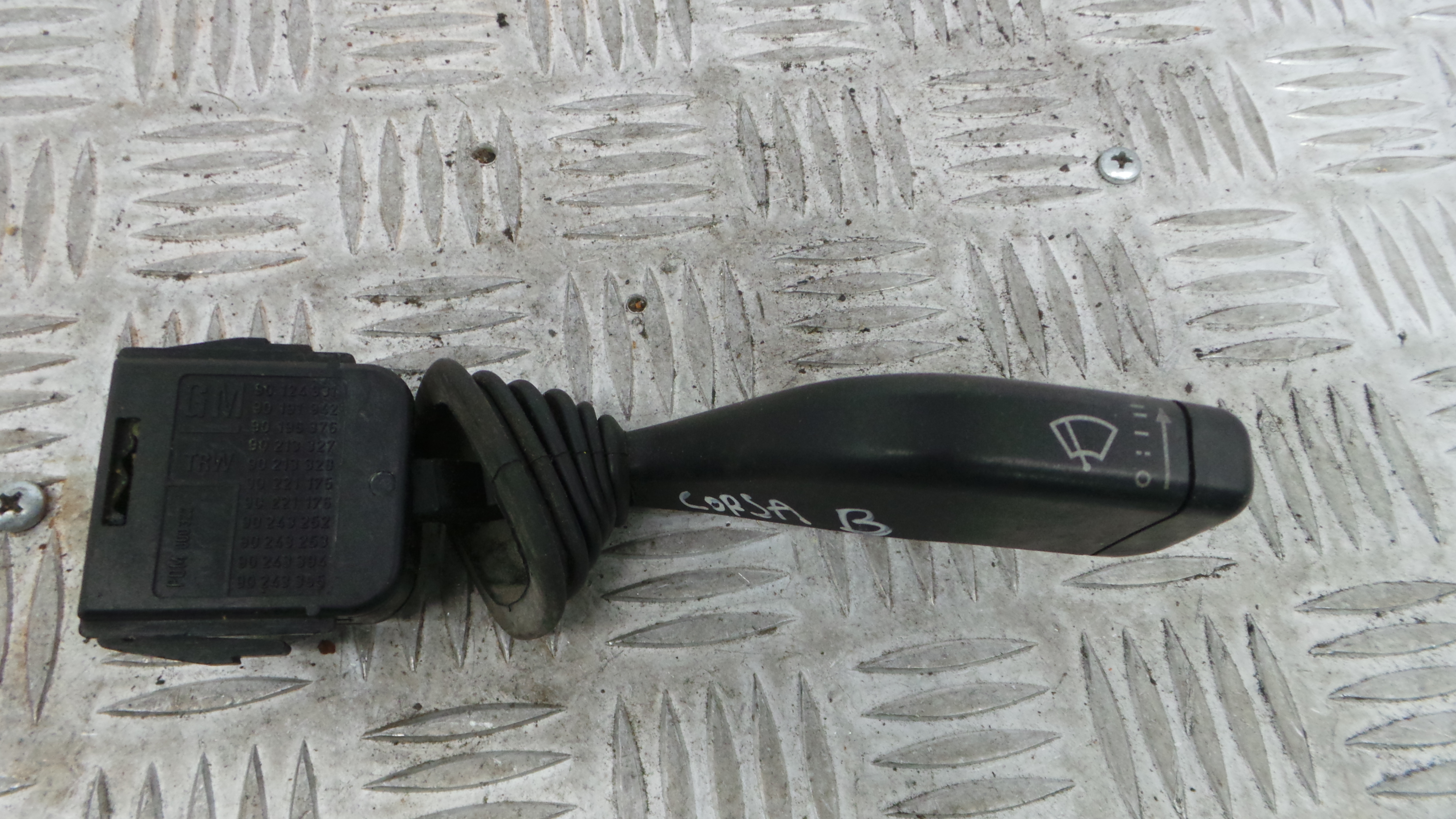 Comando de Limpa Para Brisas 90124931 - OPEL CORSA B (S93)-33628289