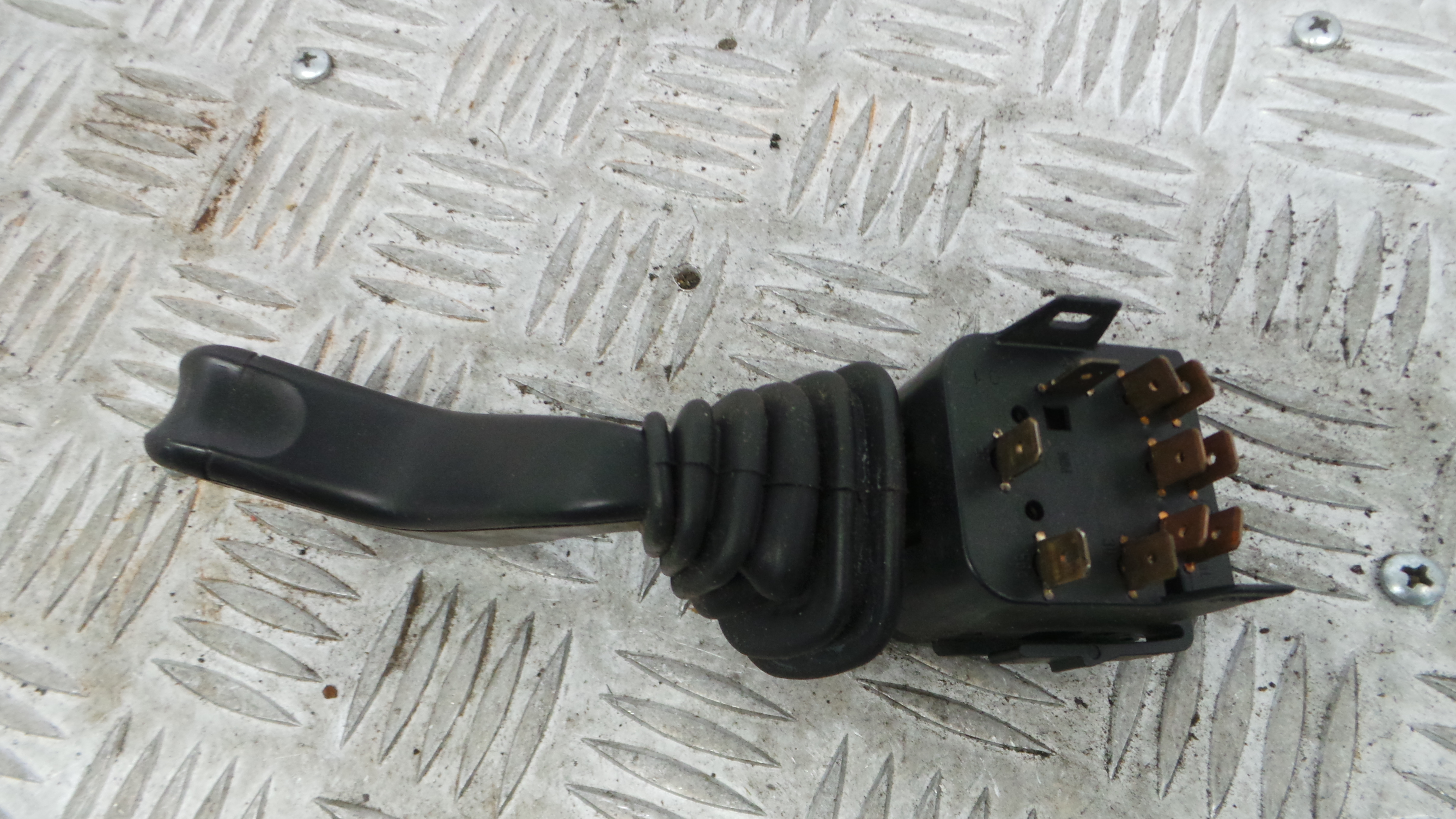 Manete / Comando dos Piscas 90228194 - OPEL CORSA B (S93)-33628307