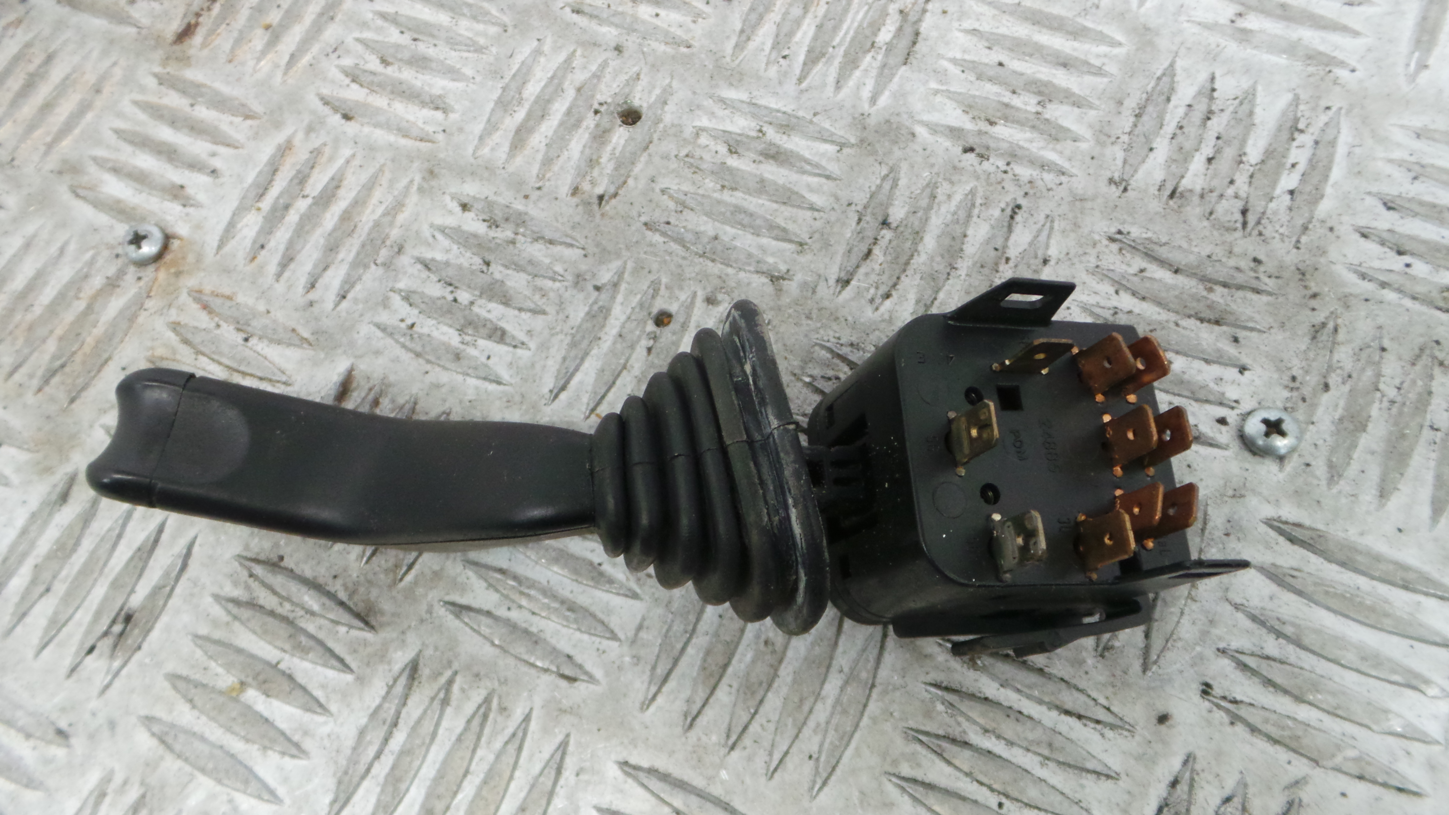 Manete / Comando dos Piscas 90221174 - OPEL CORSA B (S93)-33628311