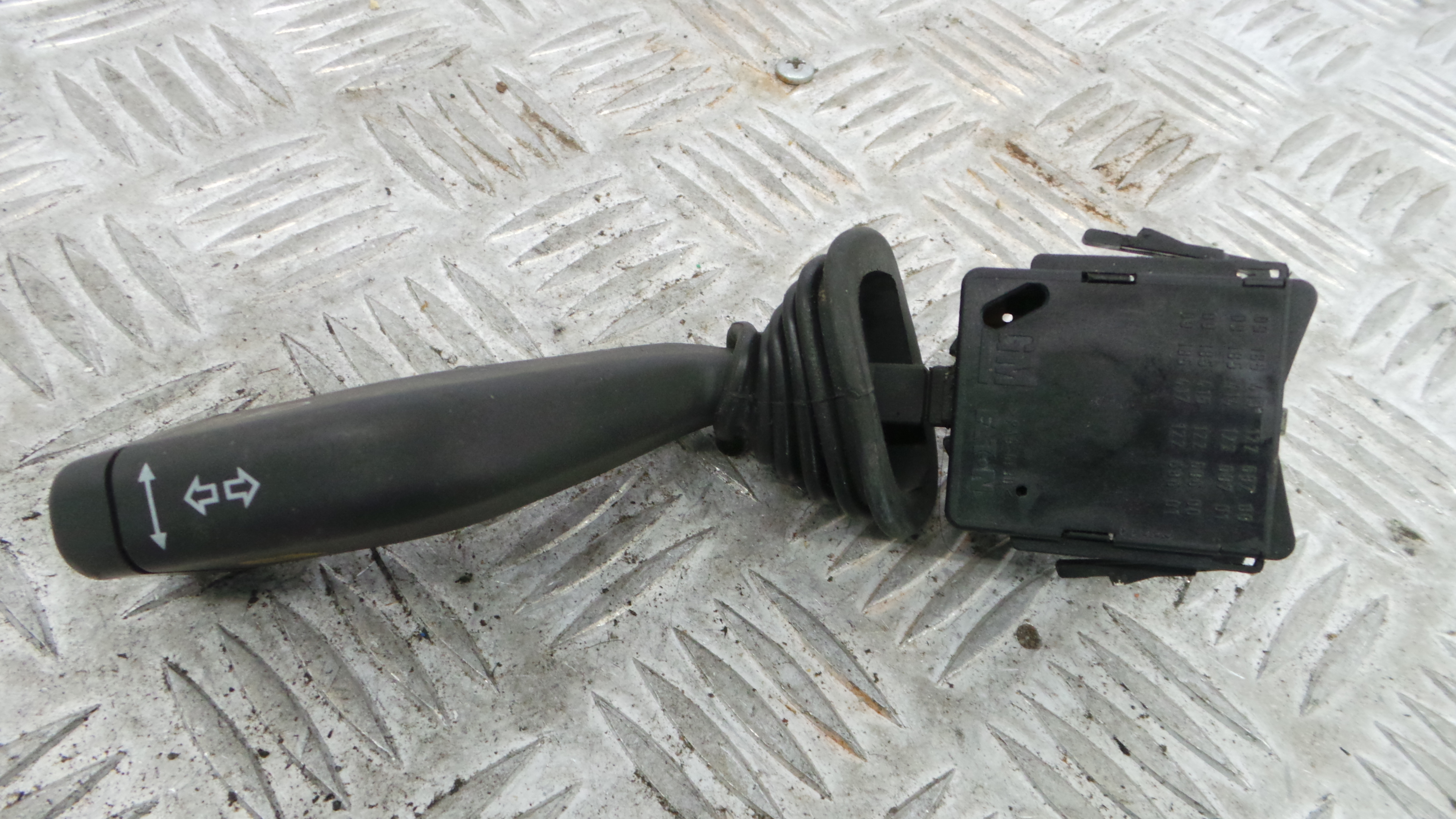 Manete / Comando dos Piscas 09185413 - OPEL CORSA C (X01)-33628479