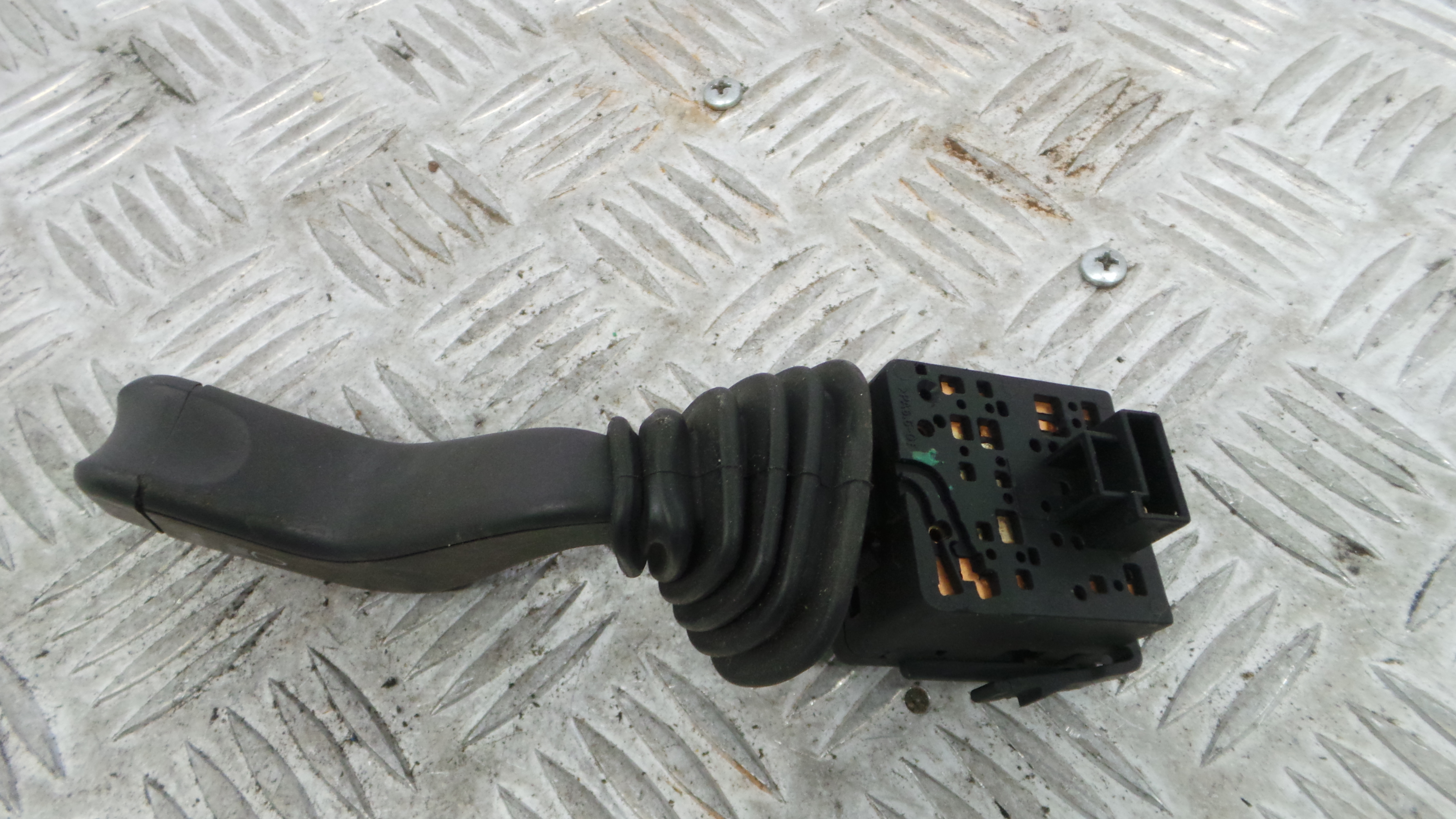 Manete / Comando dos Piscas 09185413 - OPEL CORSA C (X01)-33628479