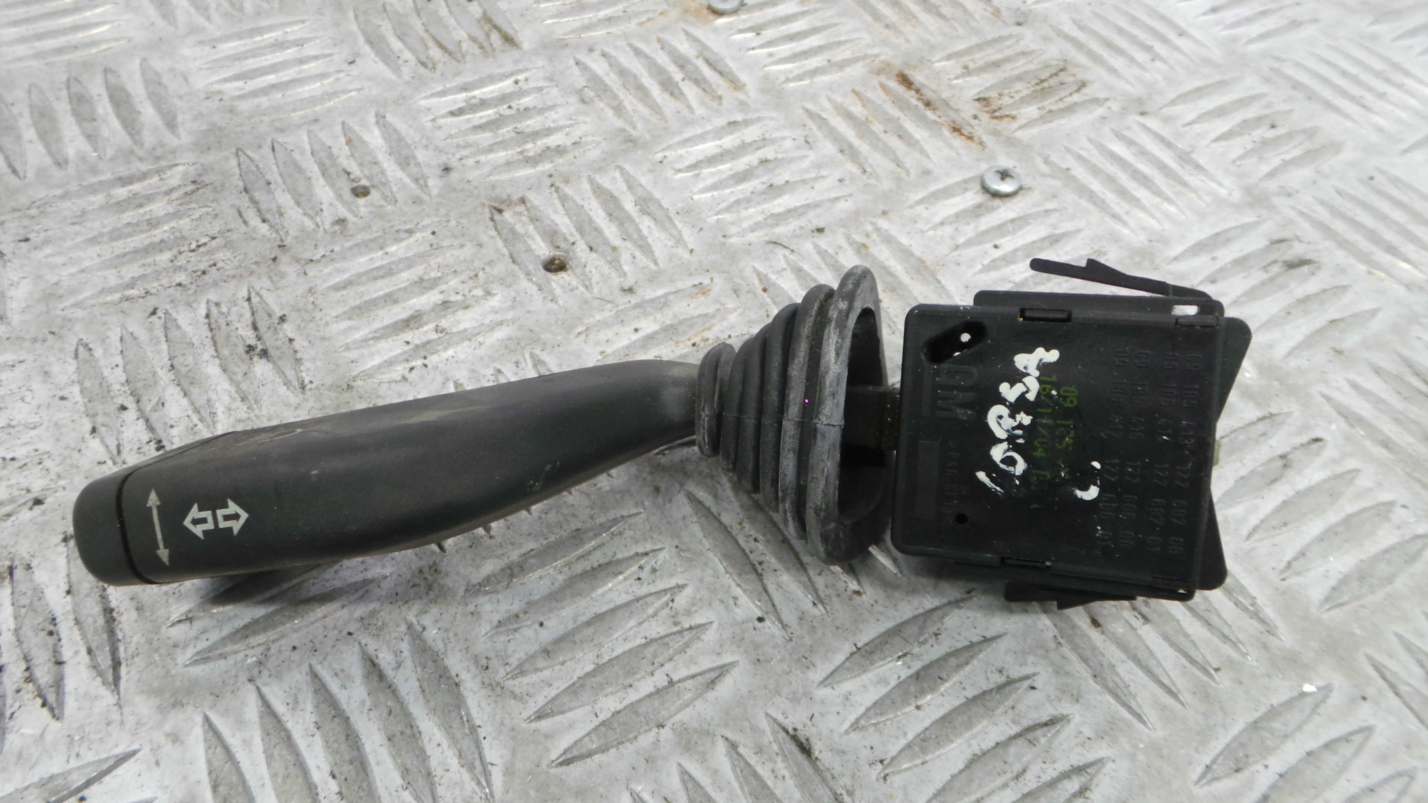 Manete / Comando dos Piscas 09185413 - OPEL CORSA C (X01)-33628501