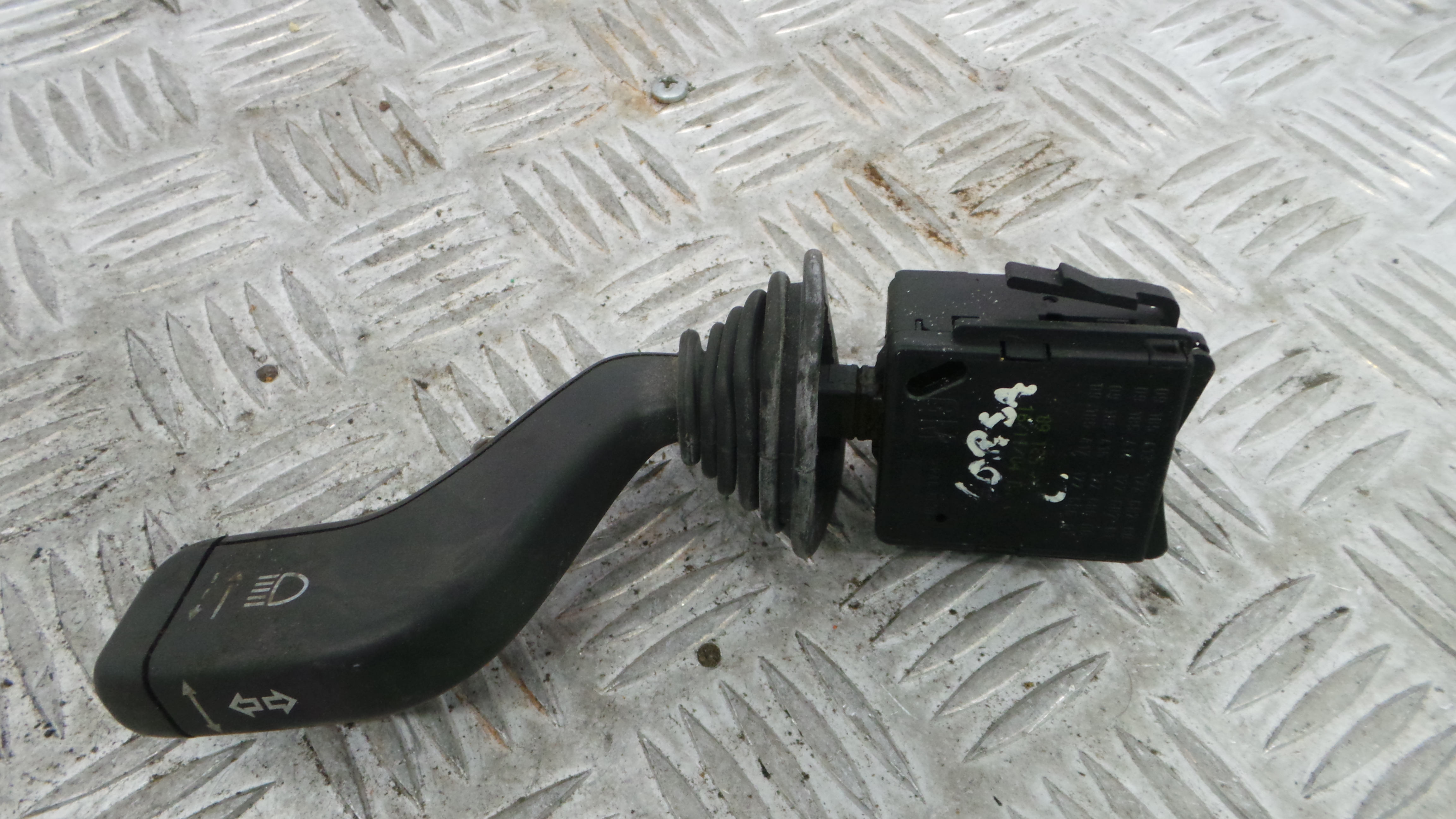 Manete / Comando dos Piscas 09185413 - OPEL CORSA C (X01)-33628501