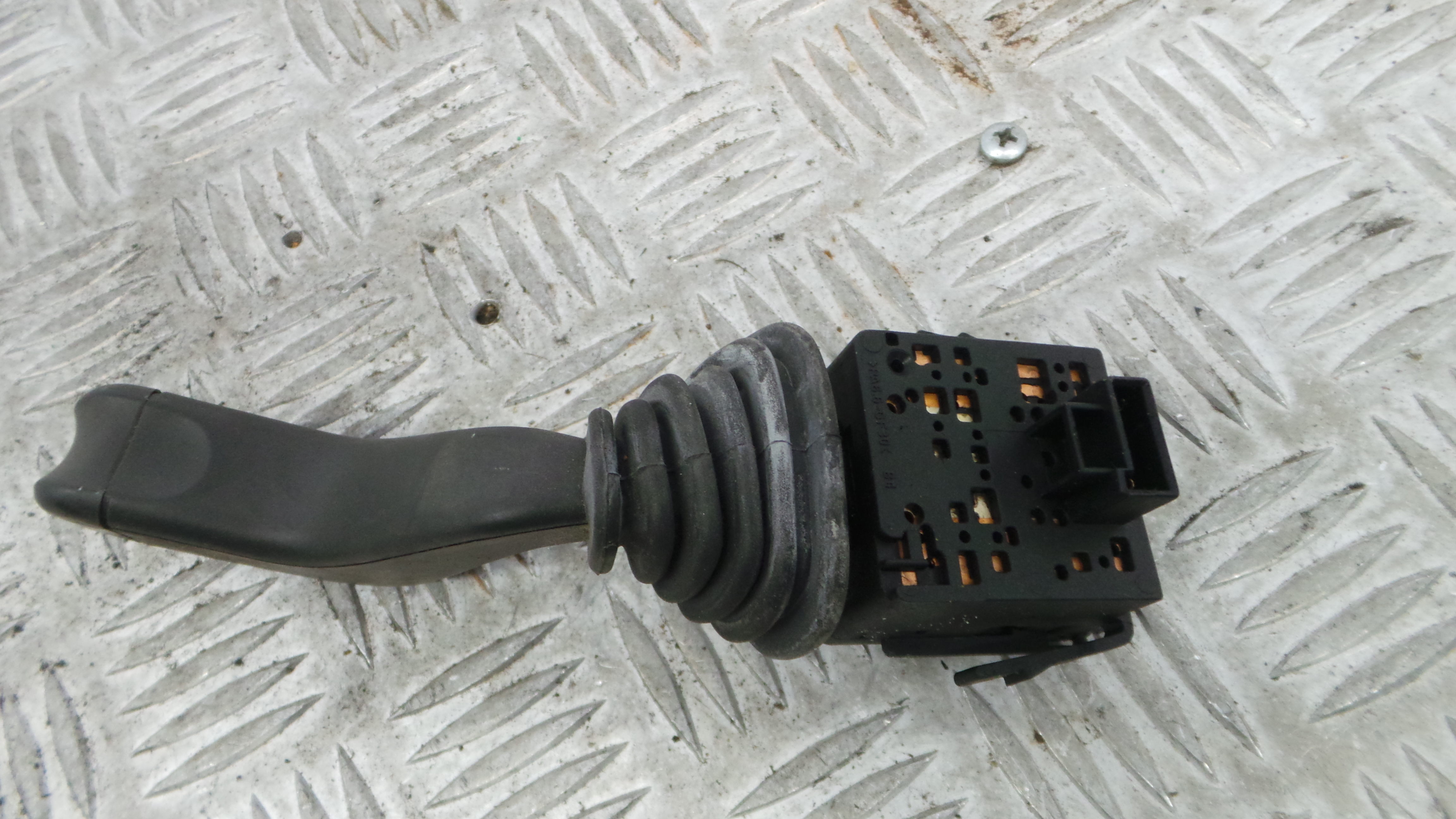 Manete / Comando dos Piscas 09185413 - OPEL CORSA C (X01)-33628501