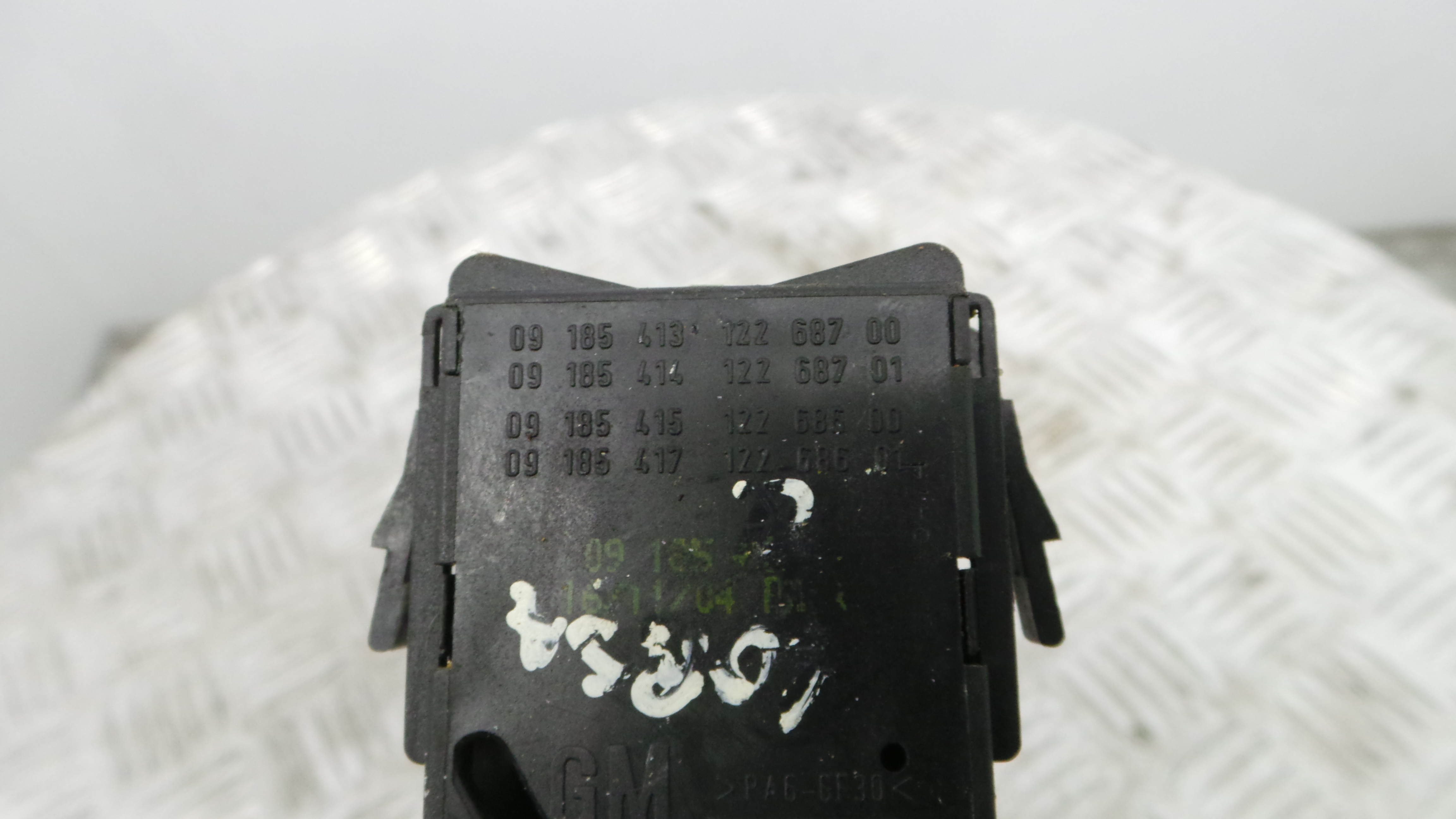 Manete / Comando dos Piscas 09185413 - OPEL CORSA C (X01)-33628501