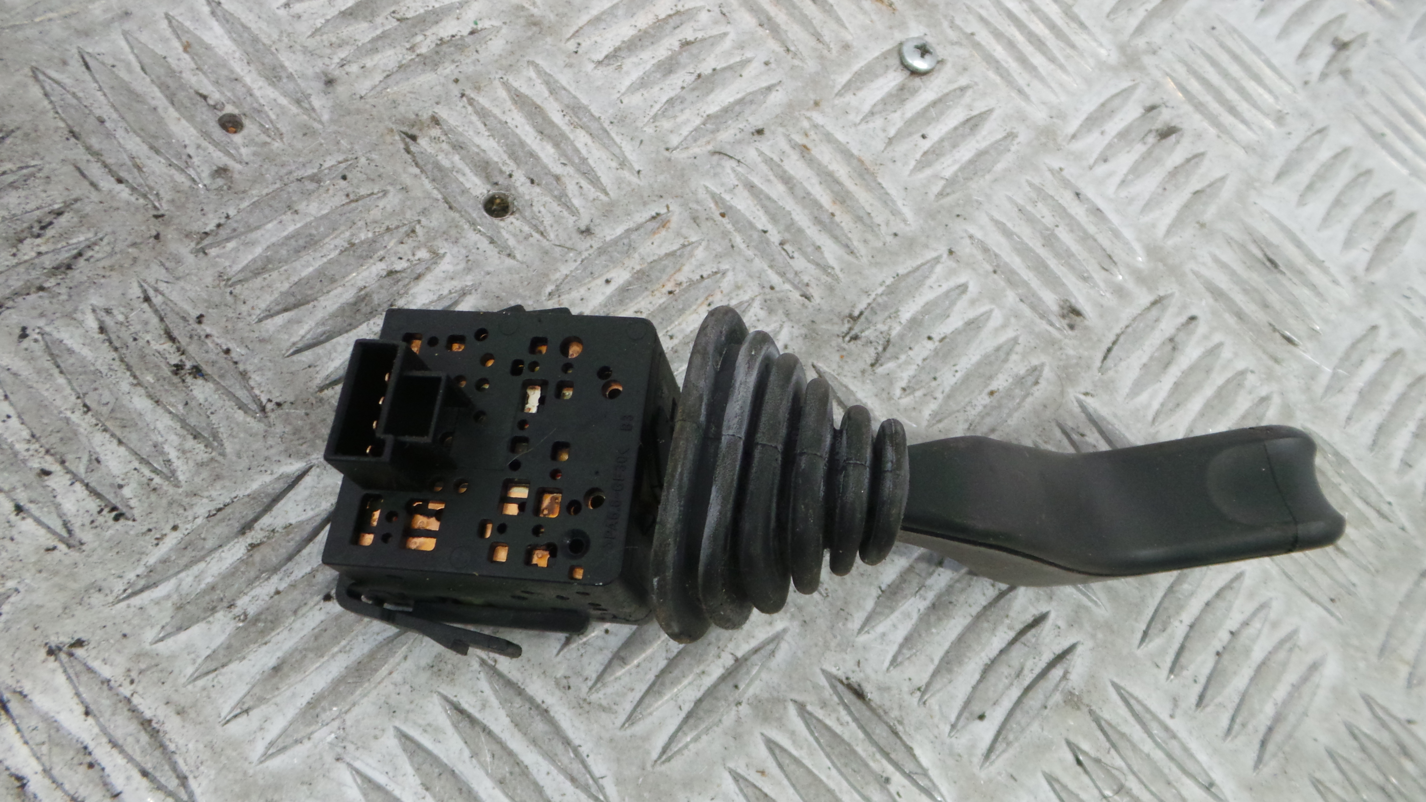 Comando de Limpa Para Brisas 09185413 - OPEL CORSA C (X01)-33628520