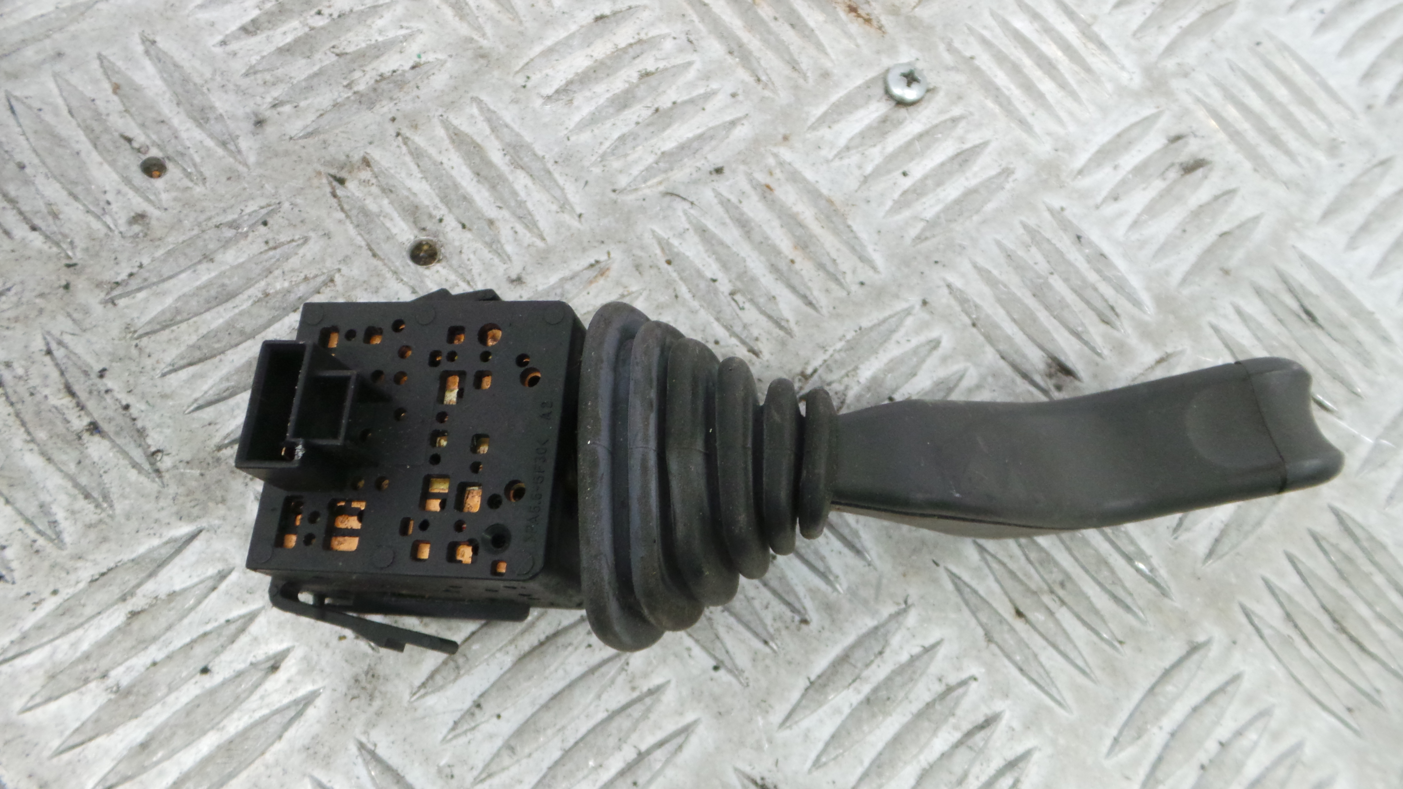 Comando de Limpa Para Brisas 09185417 - OPEL CORSA C (X01)-33628524