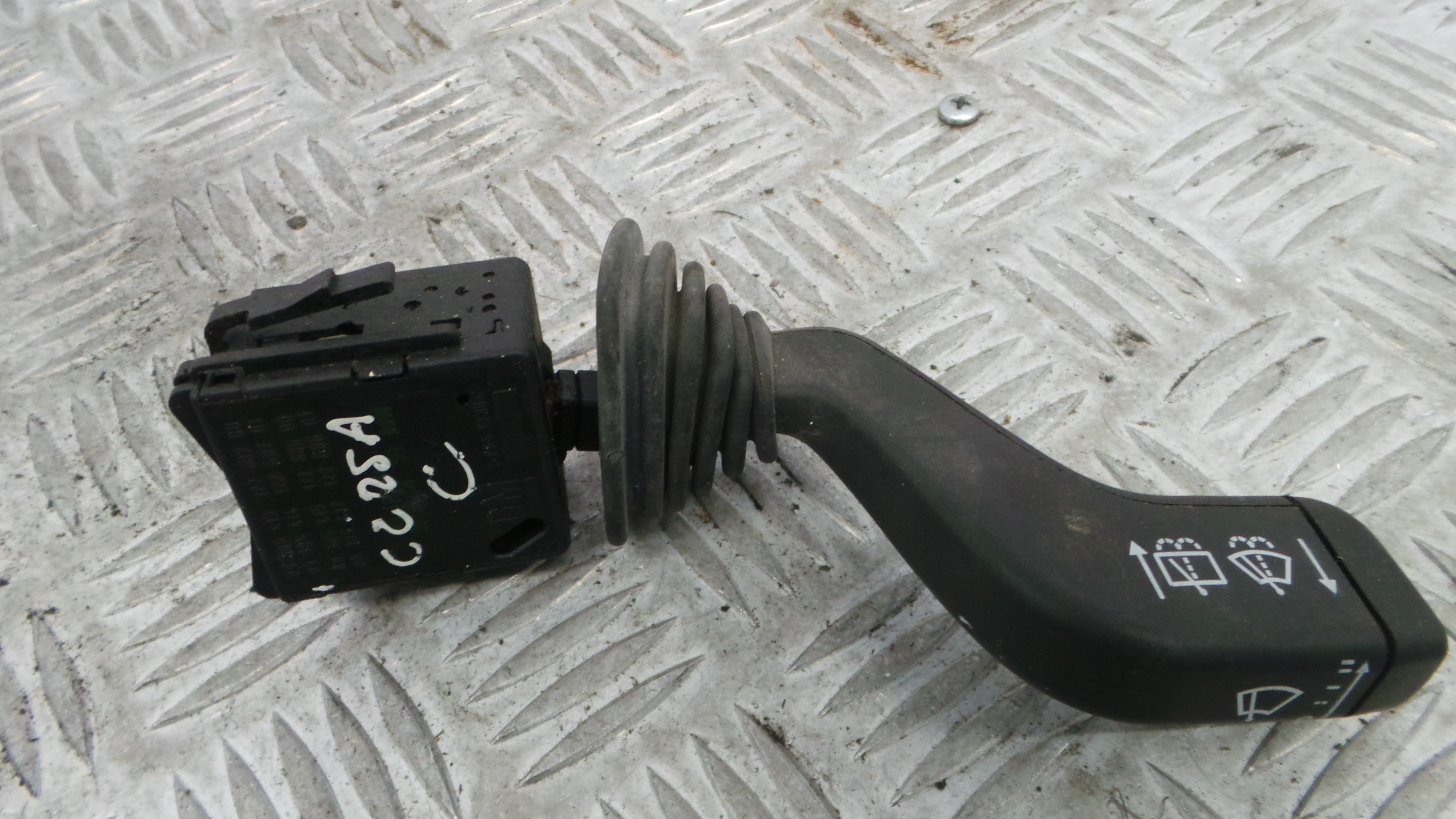 Comando de Limpa Para Brisas 09185413 - OPEL CORSA C (X01)-33628538