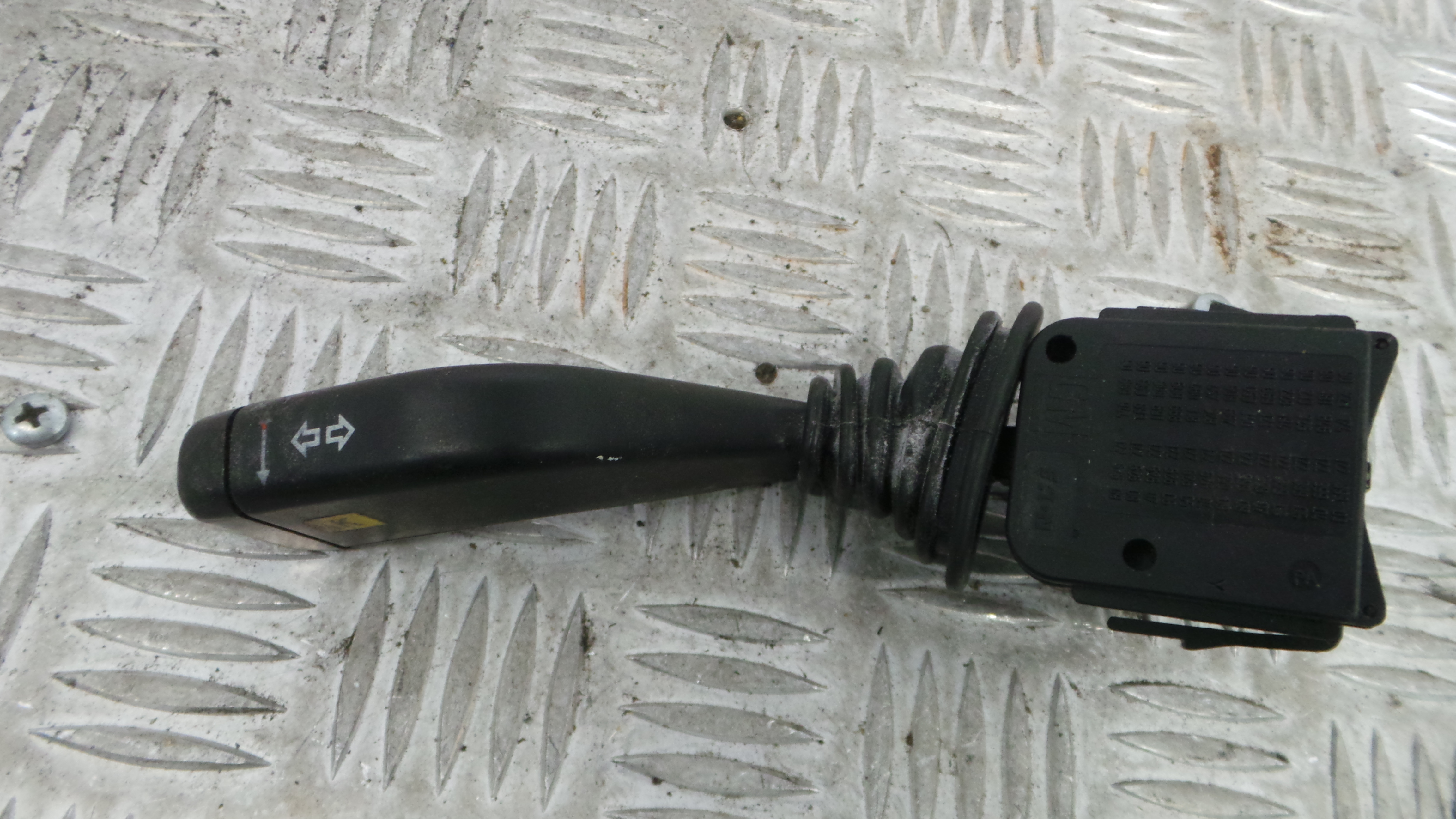 Manete / Comando dos Piscas 90221174 - OPEL ASTRA F Hatchback (T92)-33628605