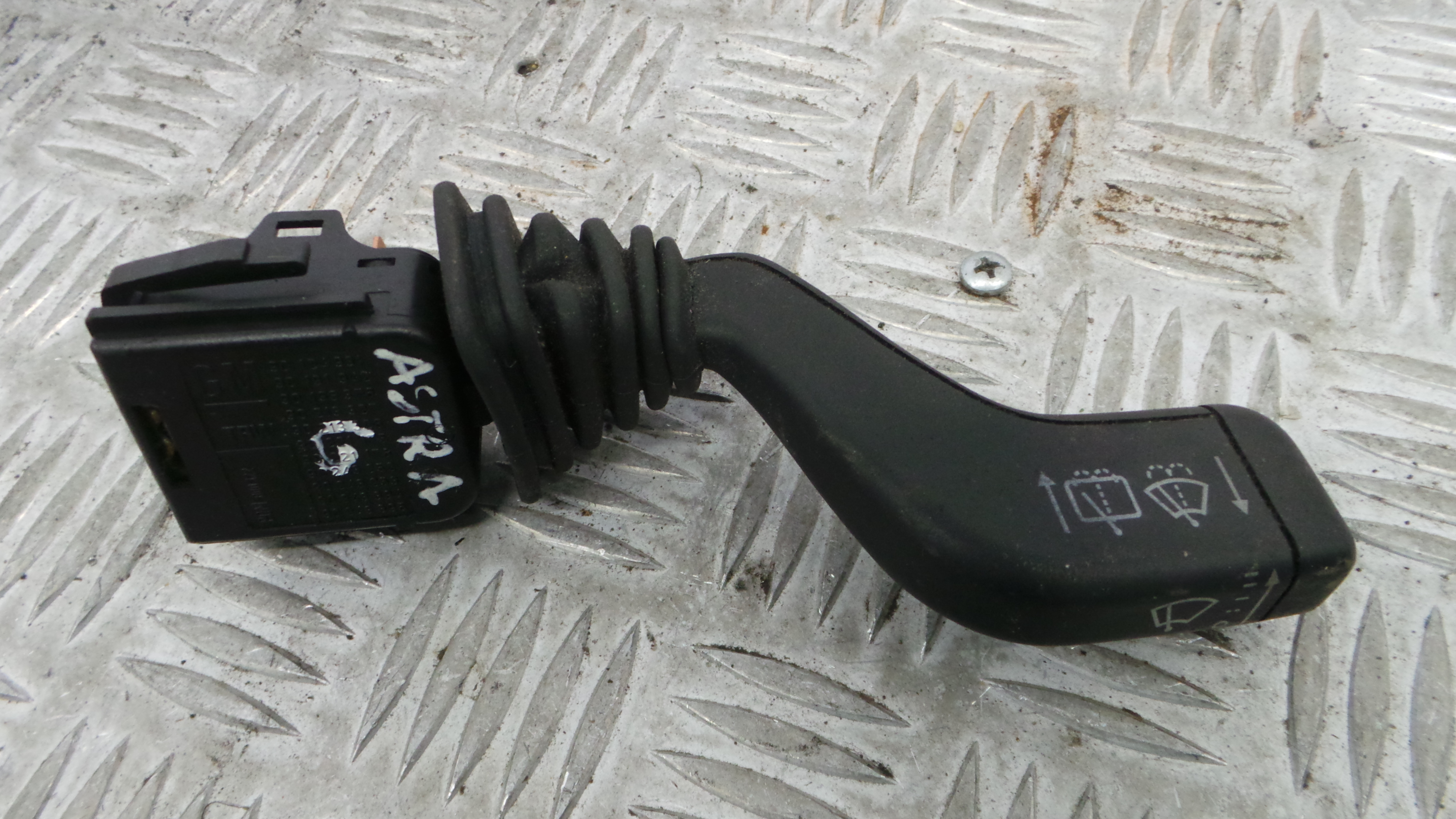 Comando de Limpa Para Brisas 90124931 - OPEL ASTRA G Hatchback (T98)-33628633