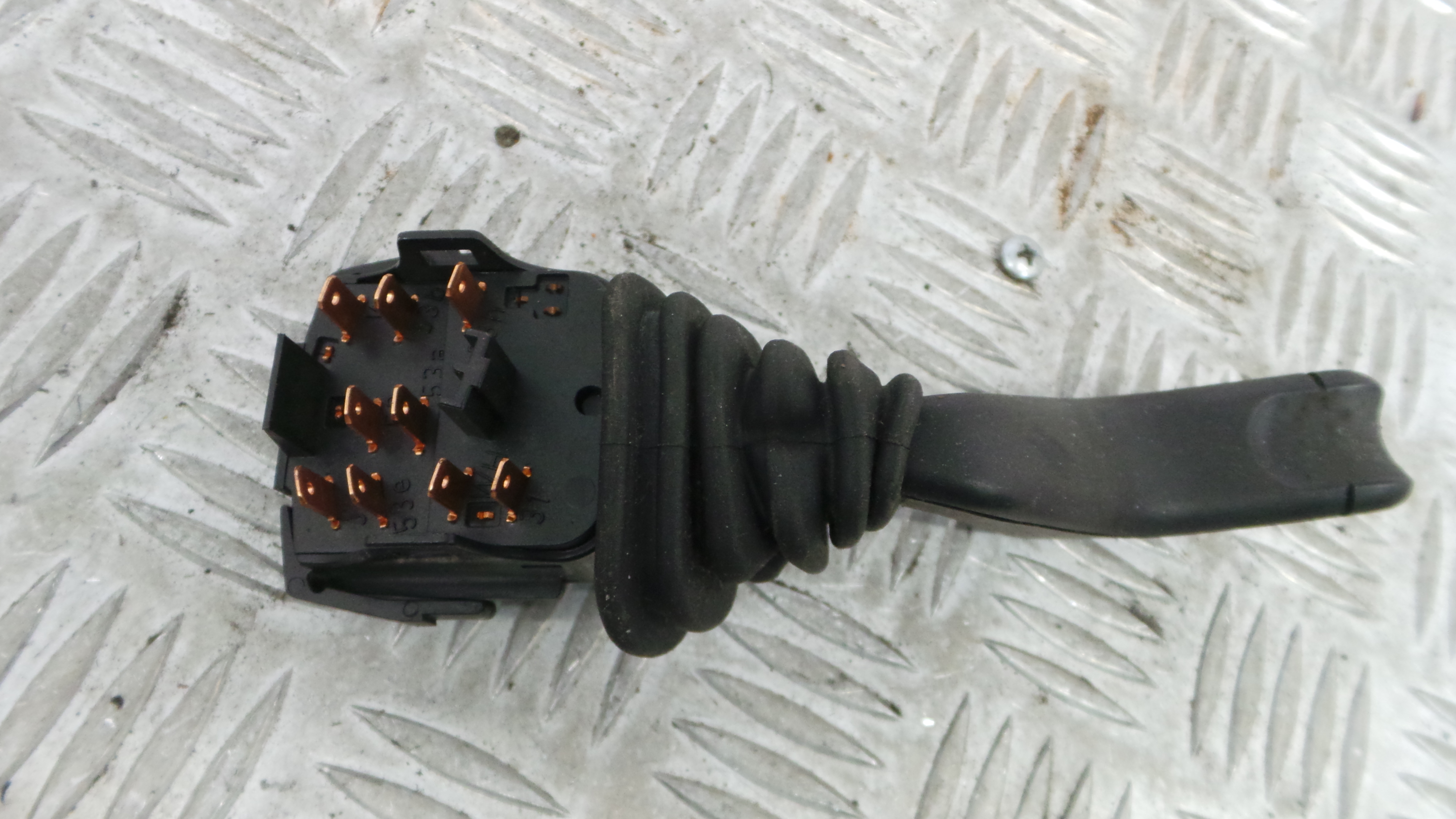 Comando de Limpa Para Brisas 90124931 - OPEL ASTRA G Hatchback (T98)-33628633