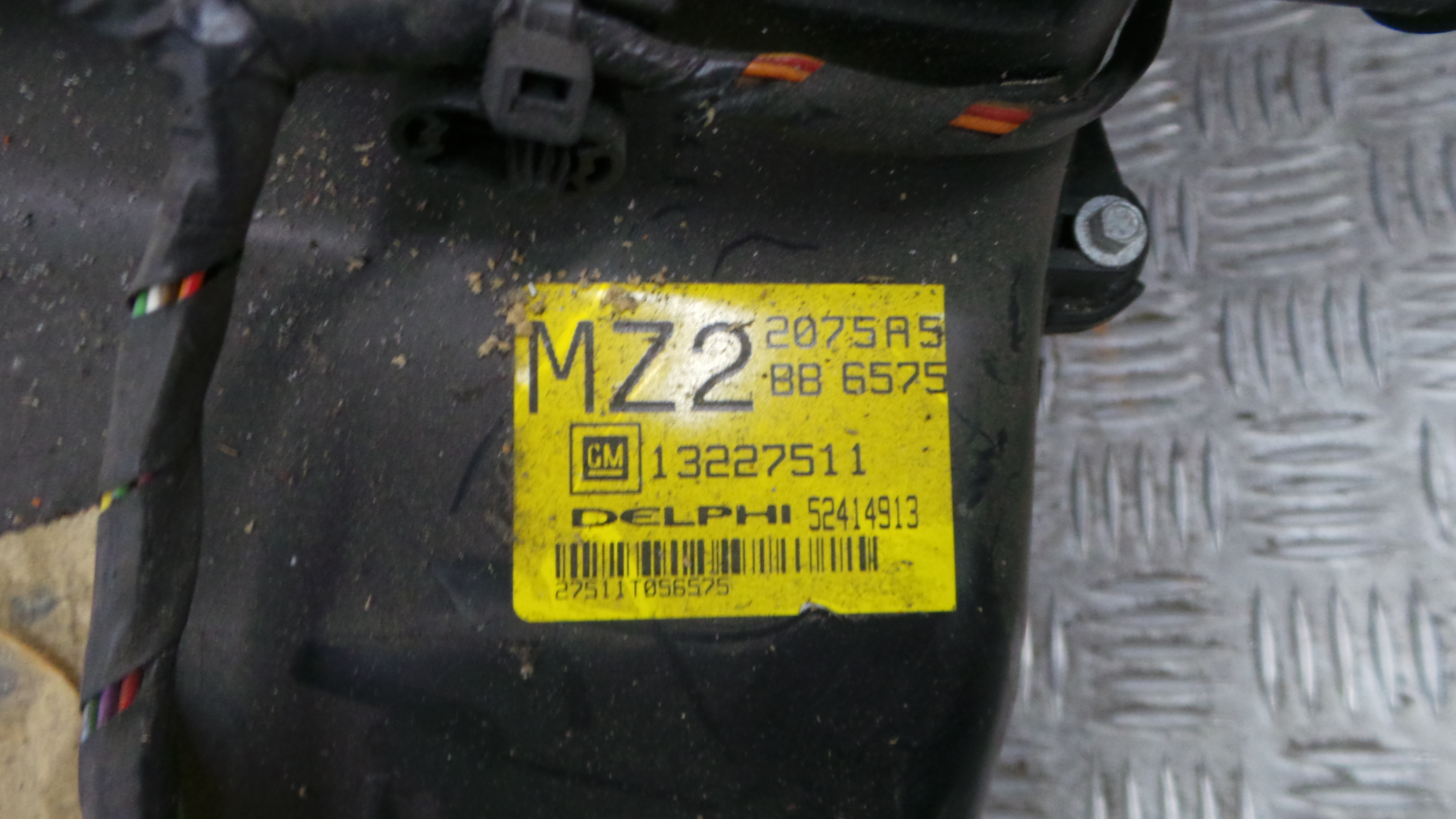 Caixa da Chauffage / Caixa da Sofagem 13227511 - OPEL ASTRA H (A04)-33628724