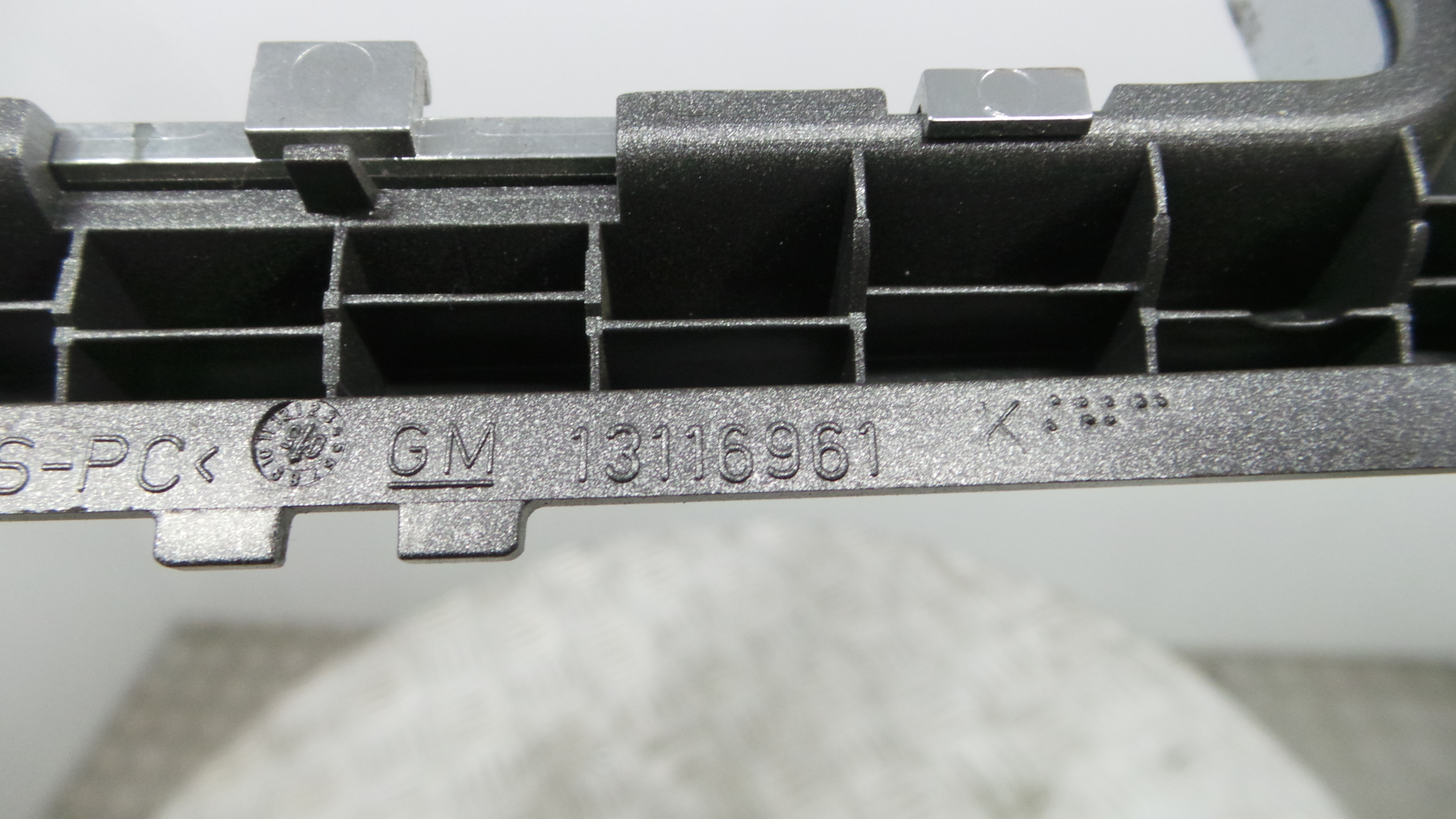 Consola central Tablier 13116961 - OPEL ASTRA H (A04)-33628761