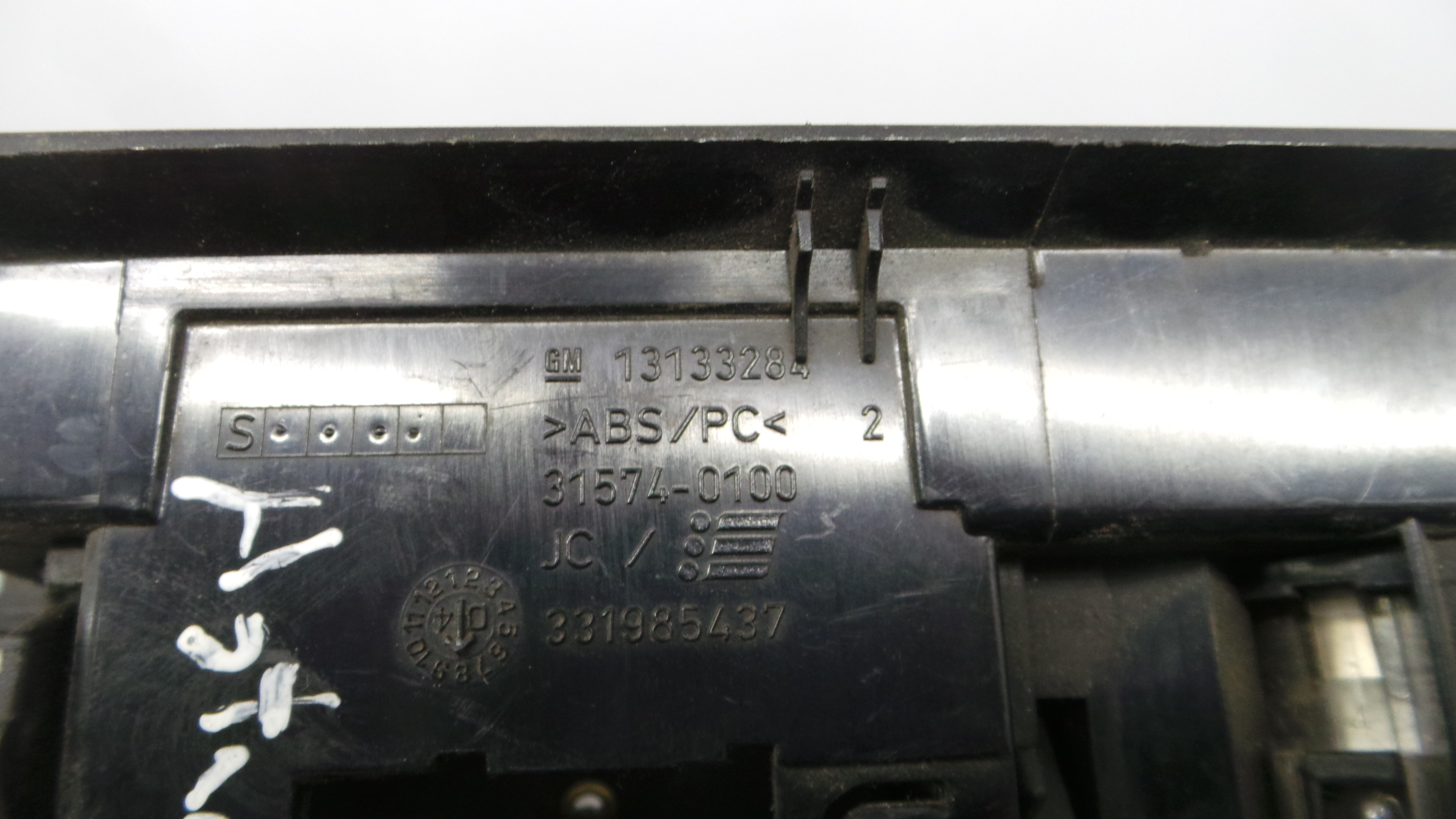 Cinzeiro 13133284 - OPEL ASTRA H (A04)-33628774