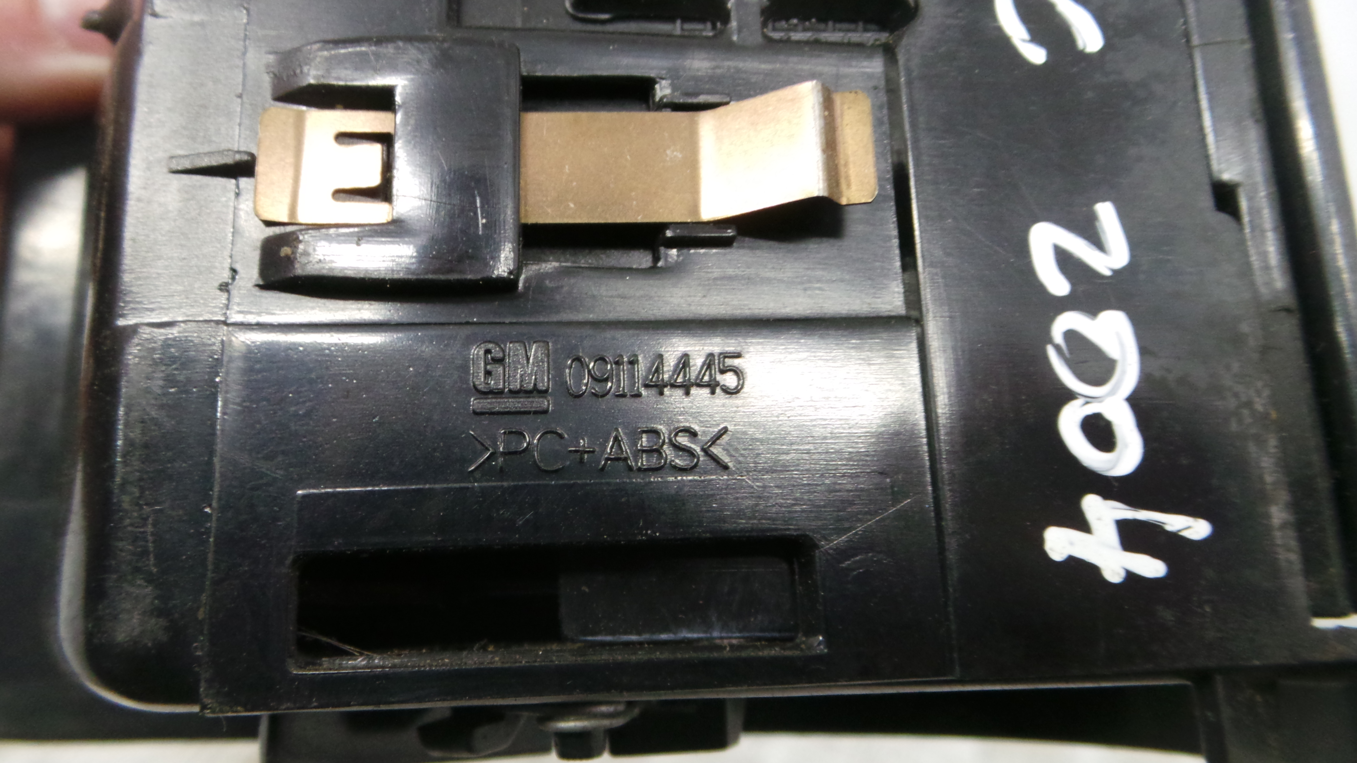 Cinzeiro 09114445 - OPEL CORSA C (X01)-33628794