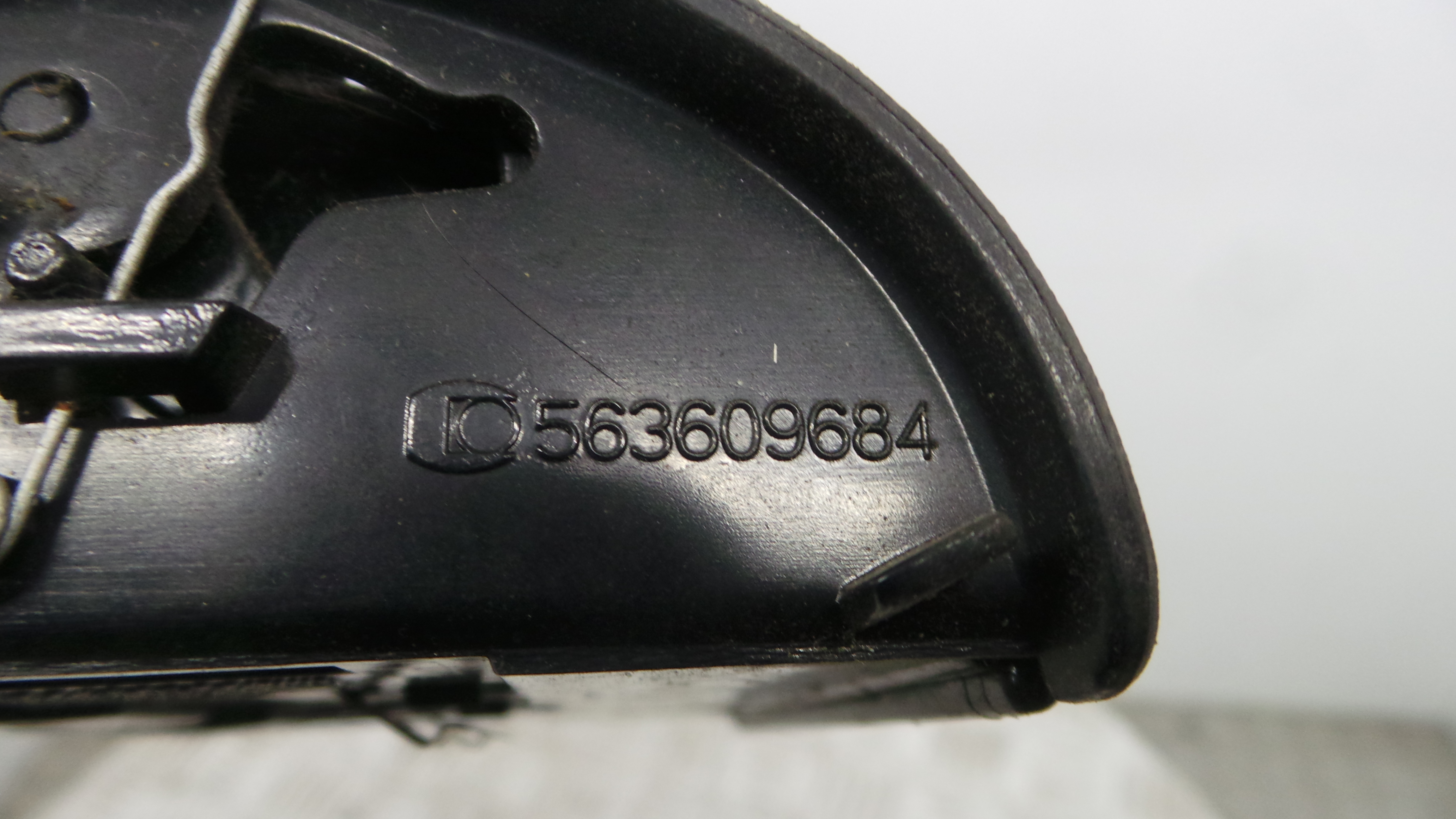 Cinzeiro 09114445 - OPEL CORSA C (X01)-33628794