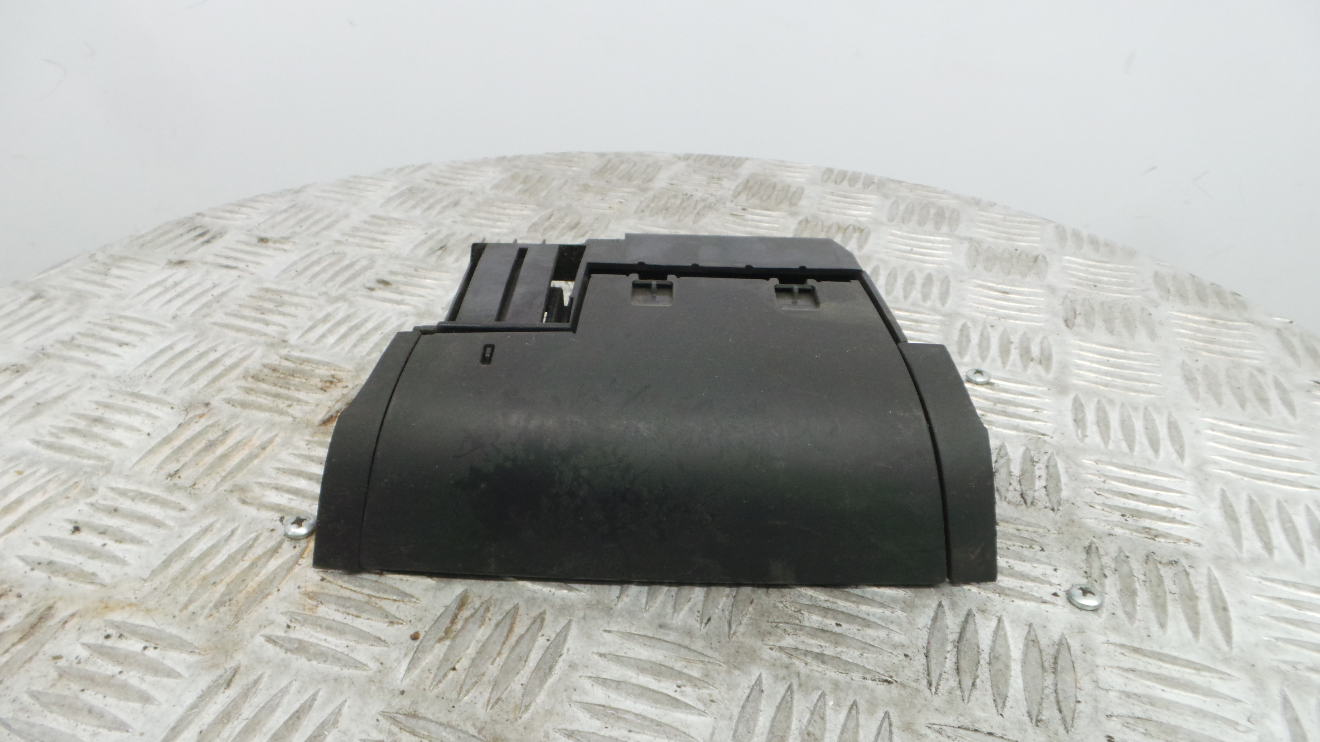 Cinzeiro 12785423 - SAAB 9-3 (YS3F, E79, D79, D75)-33628799