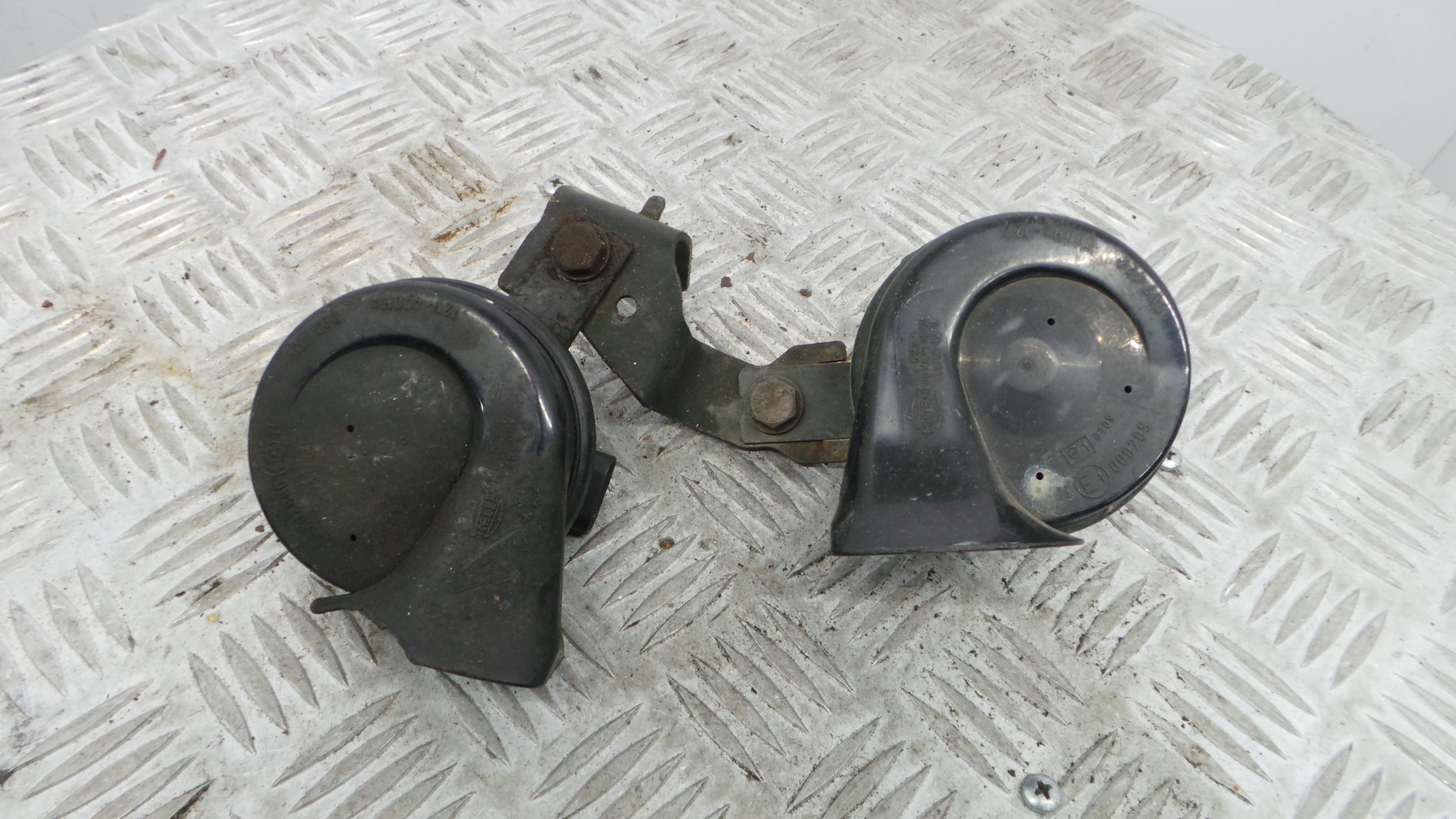 Buzina A28657625 - OPEL ASTRA H (A04)-33629587 Buzina A28657625 - OPEL ASTRA H (A04)-33629587