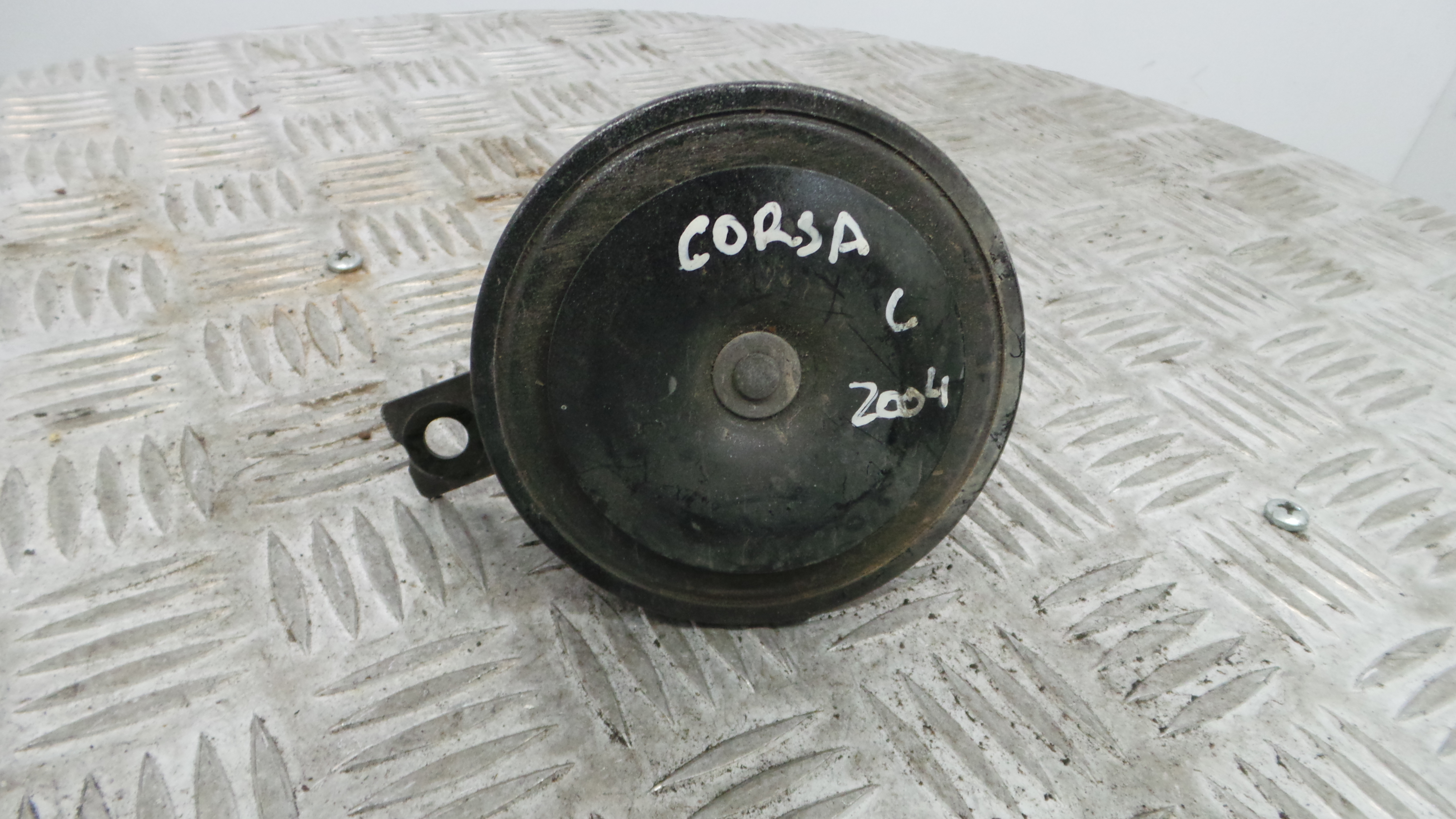 Buzina A428657625 - OPEL CORSA C (X01)-33629601 Buzina A428657625 - OPEL CORSA C (X01)-33629601