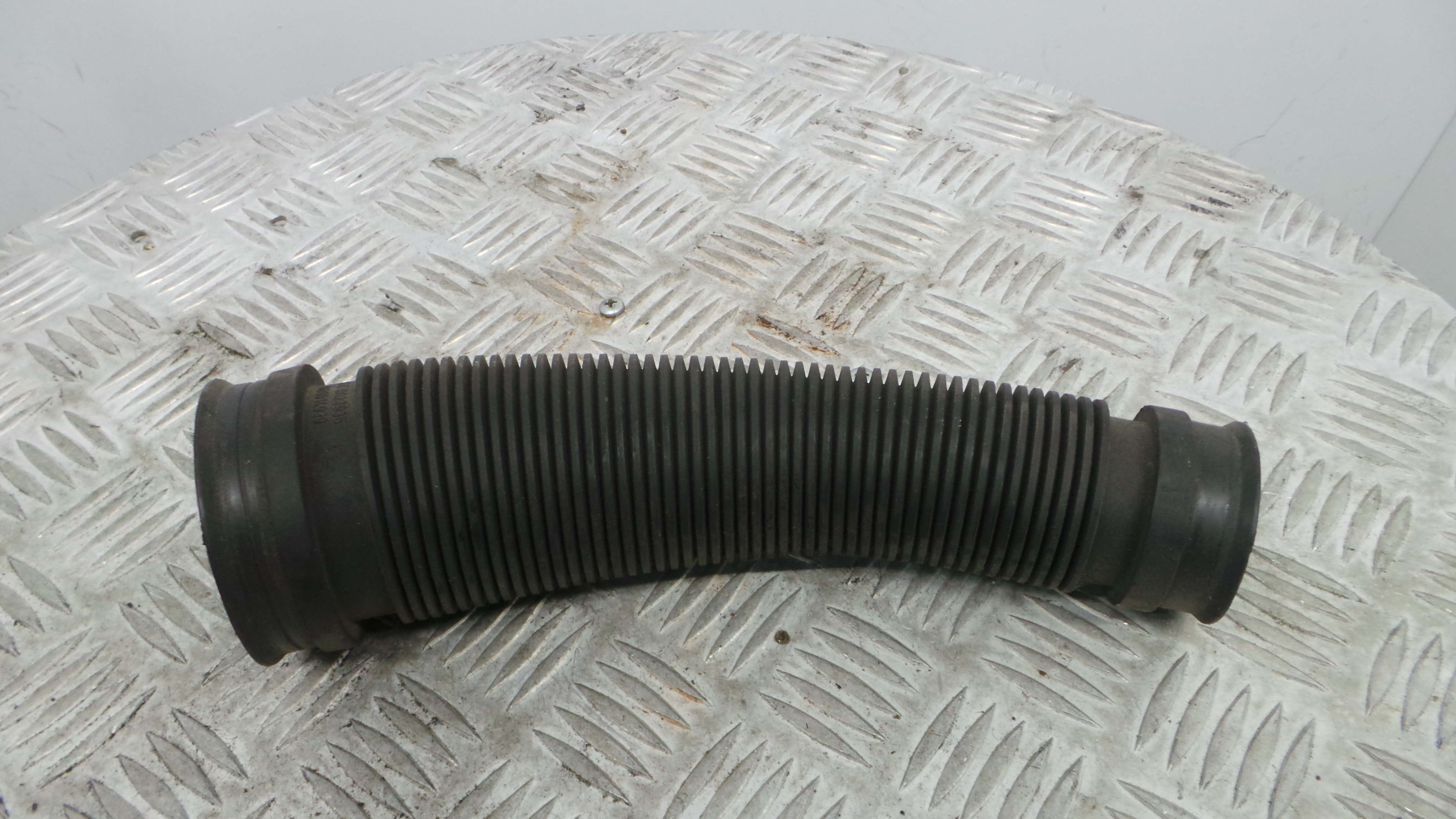 Tubo Caixa Filtro Ar 93319134 - OPEL ASTRA H (A04)-33629709 Tubo Caixa Filtro Ar 93319134 - OPEL ASTRA H (A04)-33629709