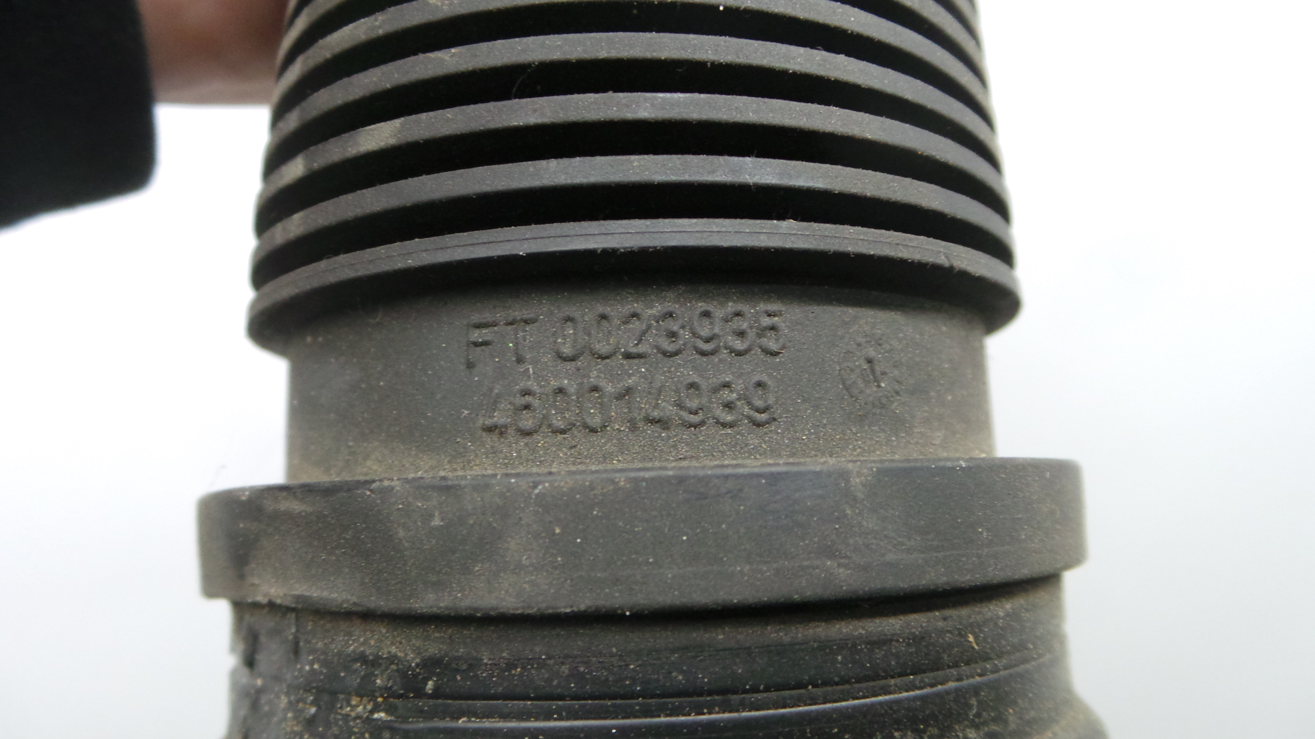 Tubo Caixa Filtro Ar 93319134 - OPEL ASTRA H (A04)-33629709