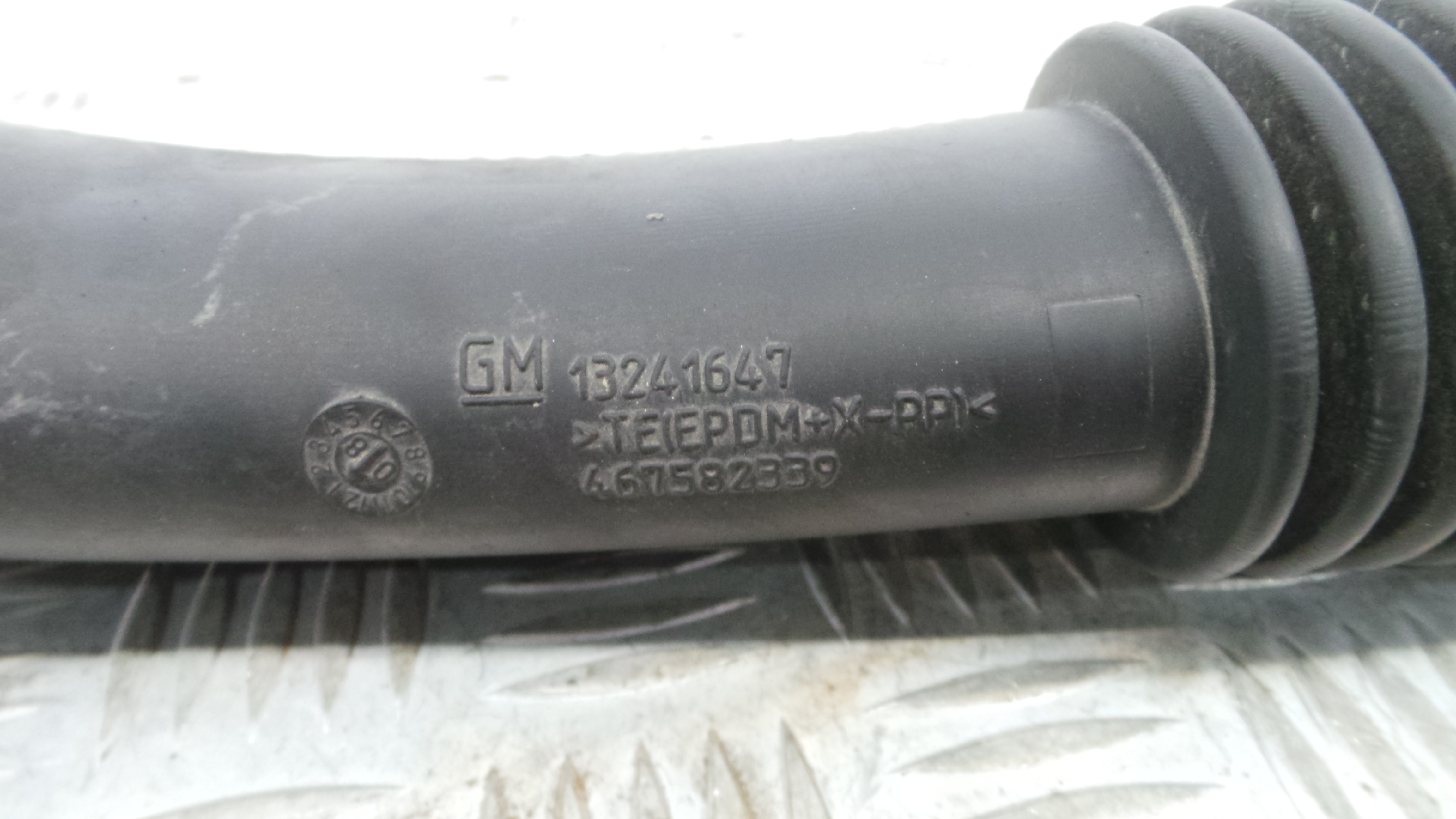 Tubo Caixa Filtro Ar 13241648 - OPEL CORSA D (S07)-33629852