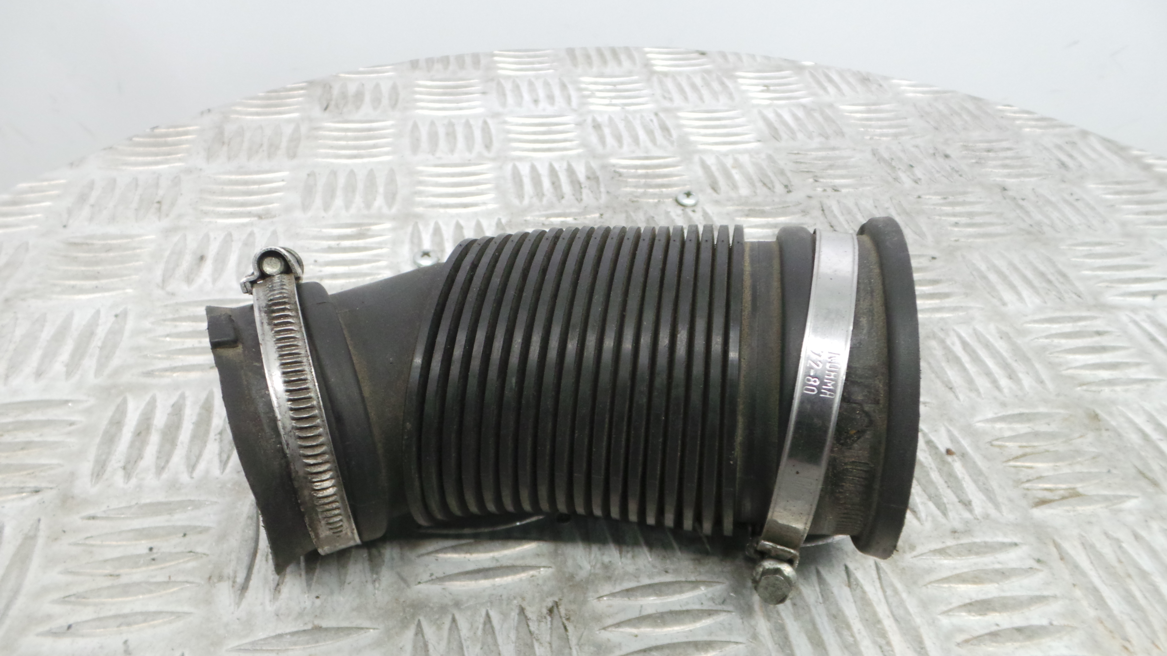 Tubo Caixa Filtro Ar 55355563 - OPEL ASTRA H (A04)-33629889