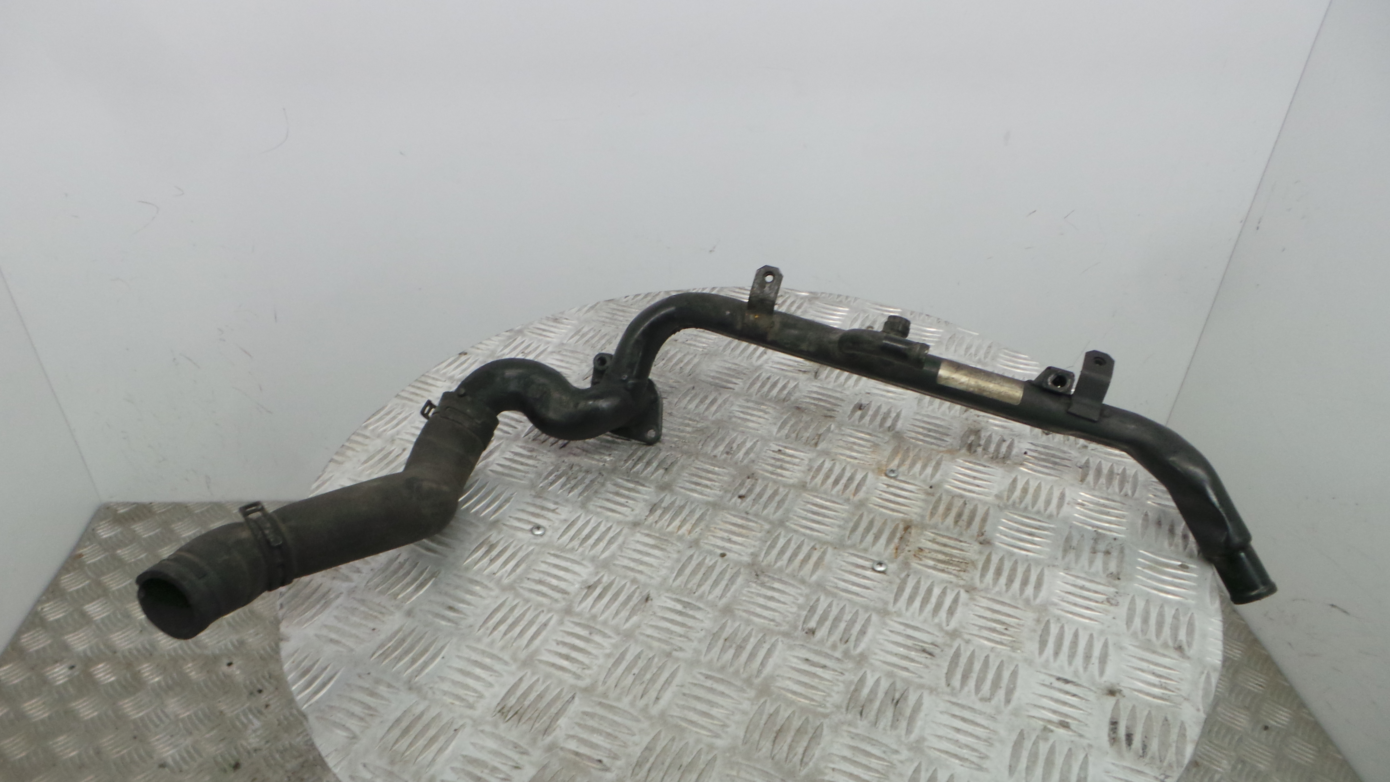 Tubo da Água 55195737 - OPEL ASTRA H (A04)-33629957